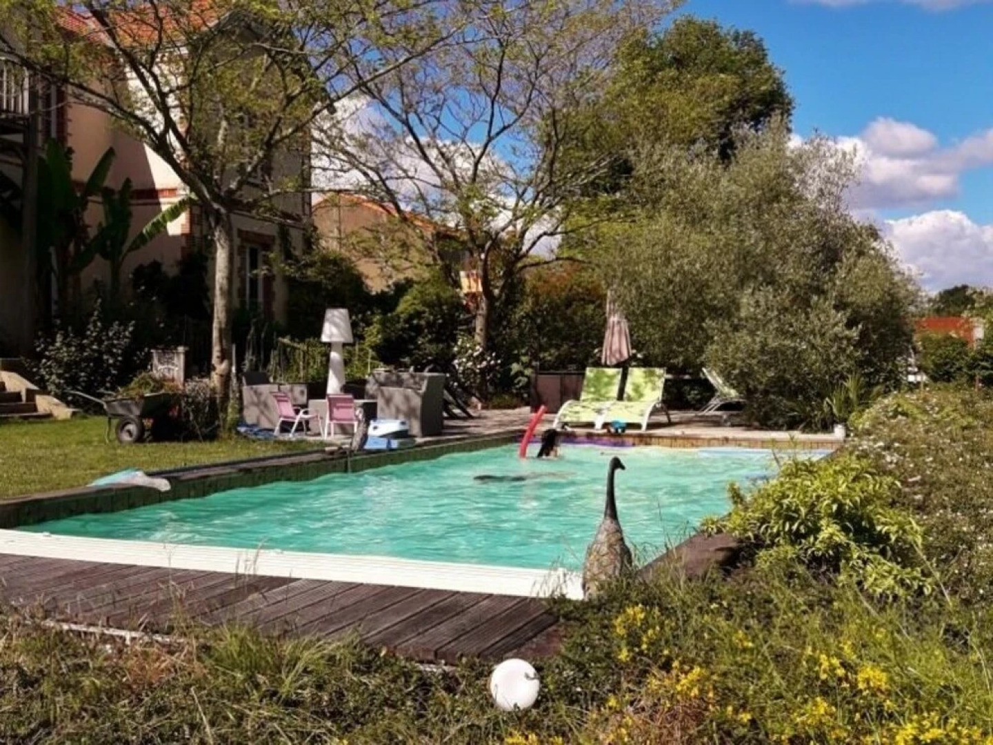 A la Villa dHerbauges