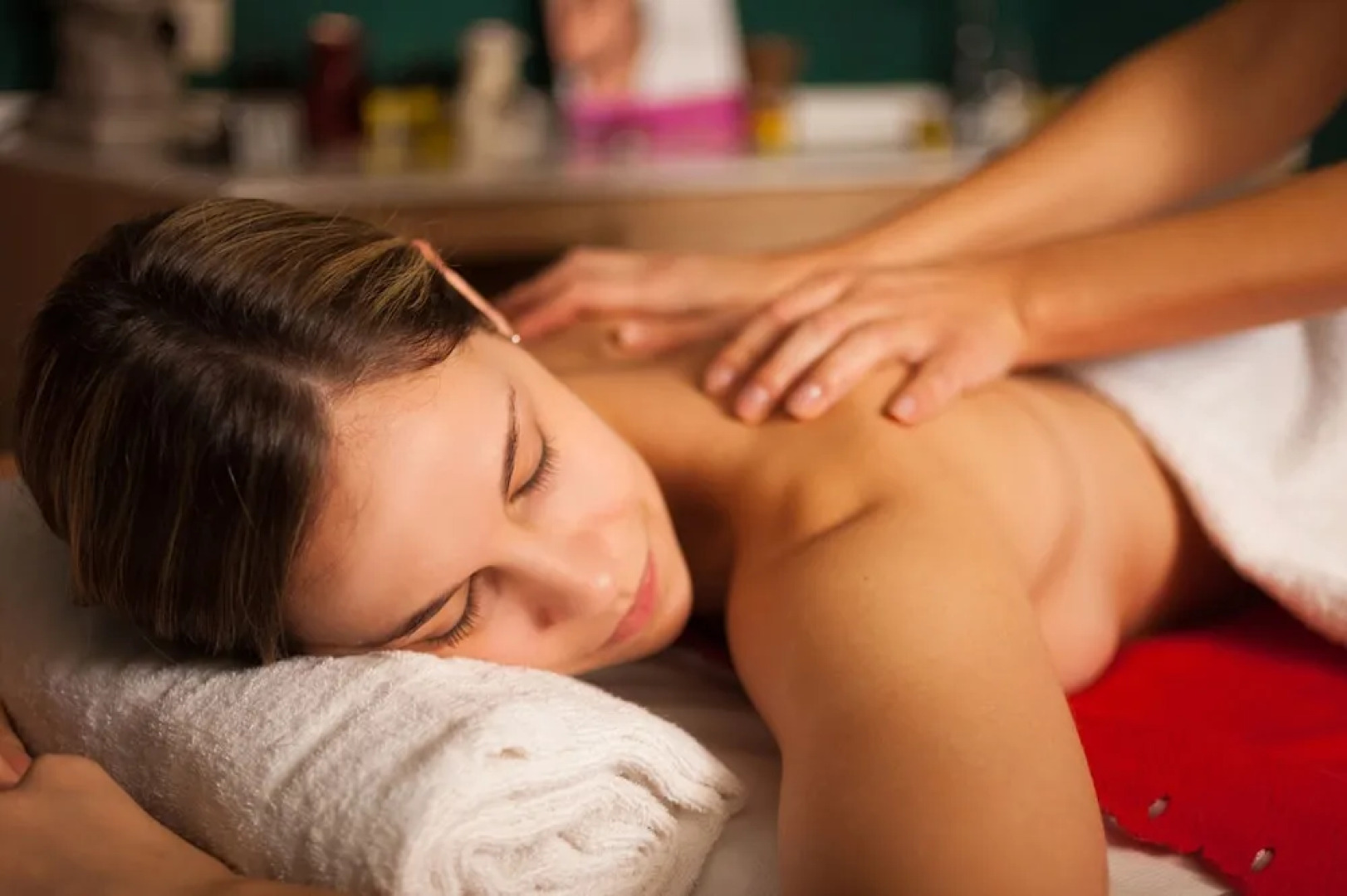 Hotel SPA Piscine le Petit Castel