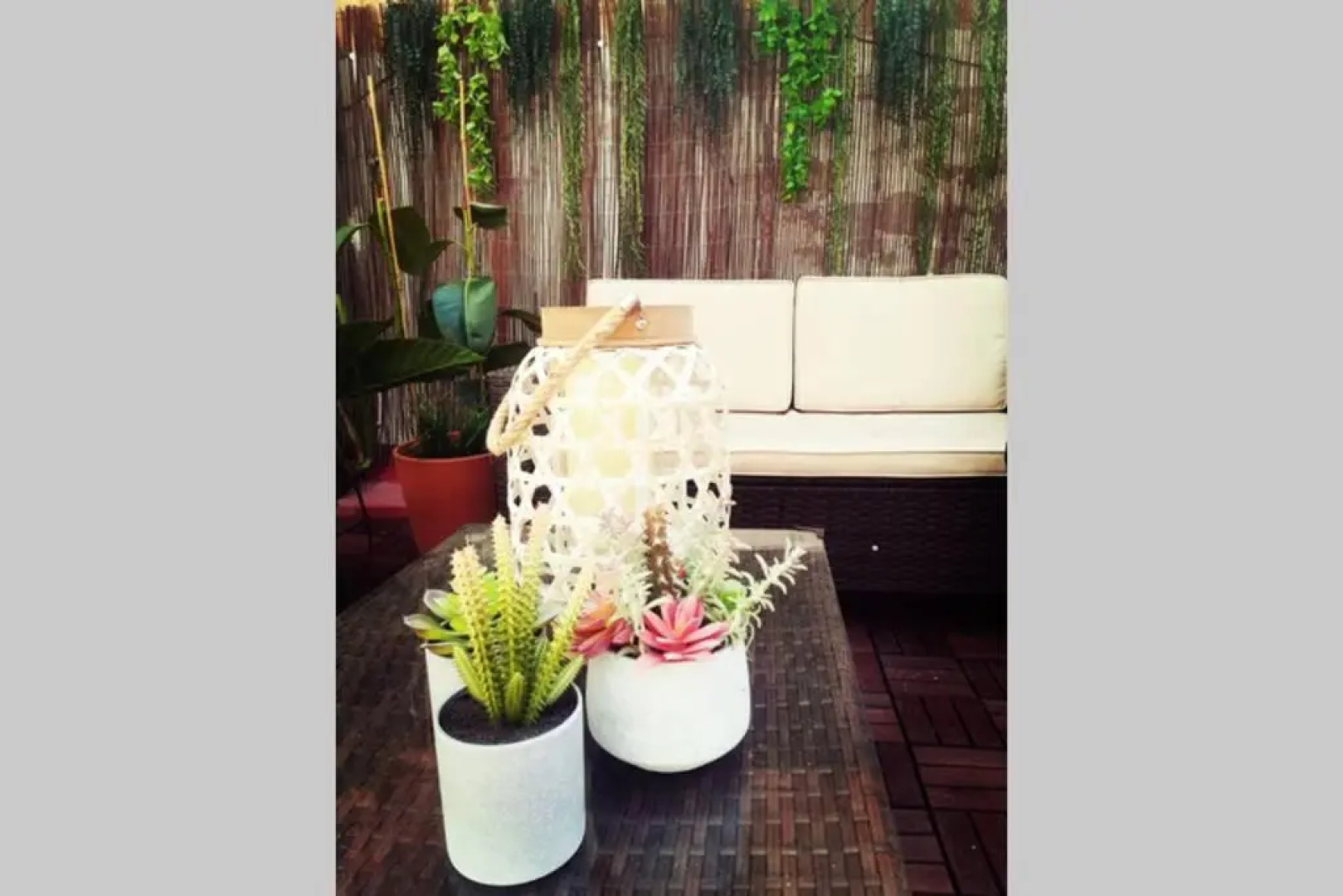 M4 Cool Terrace. 1 min to metro. 15 min to center