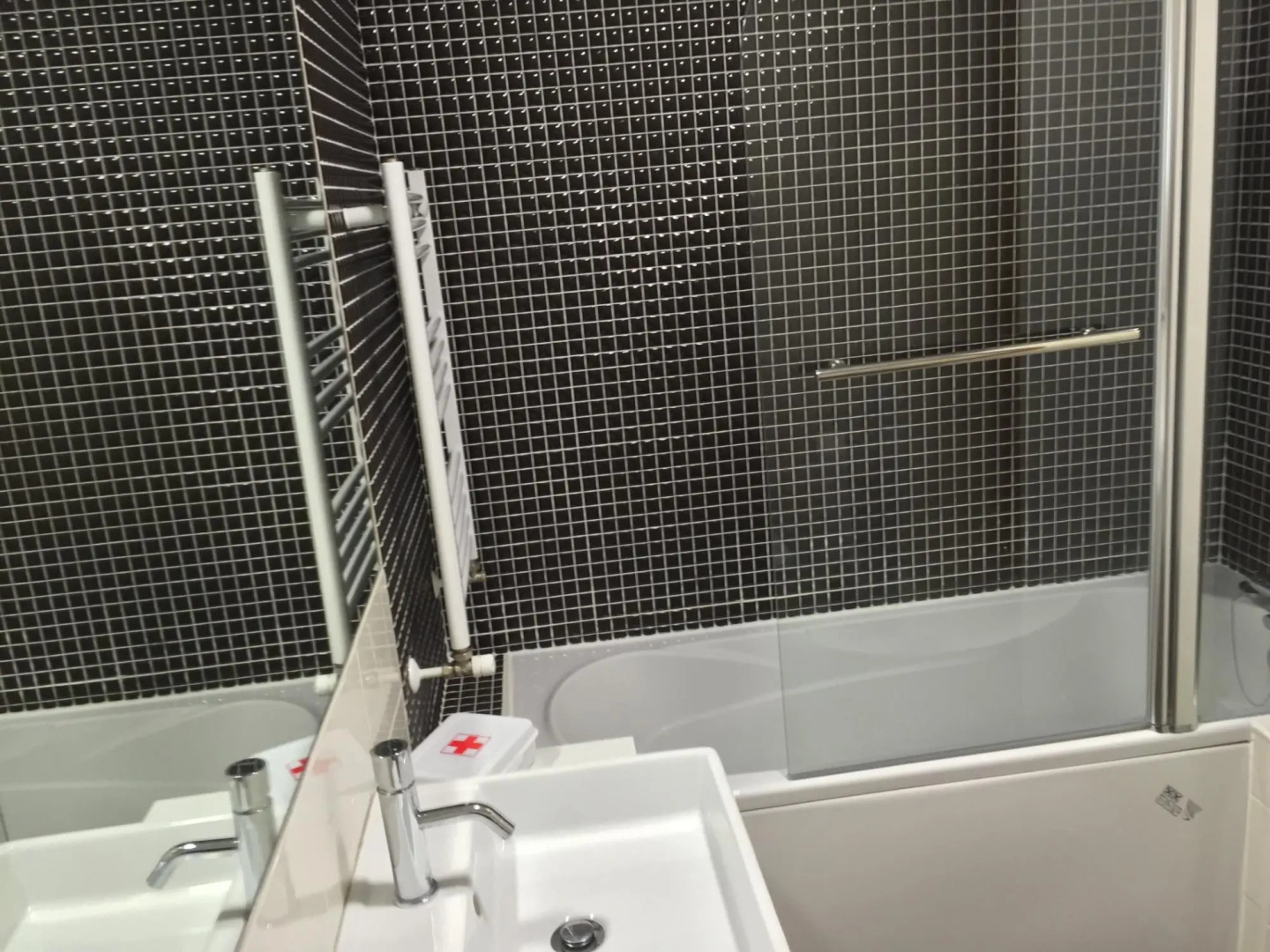 Galante Beach Apartment wi fi Private Parking