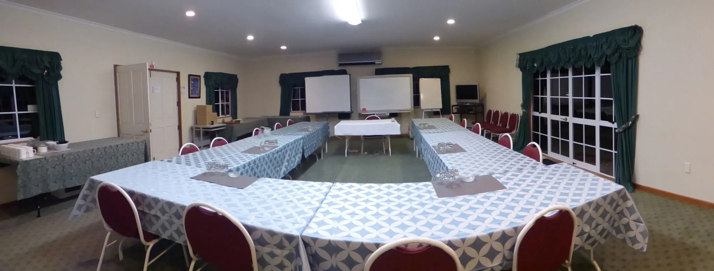 The Esplanade Motel & Conference Centre