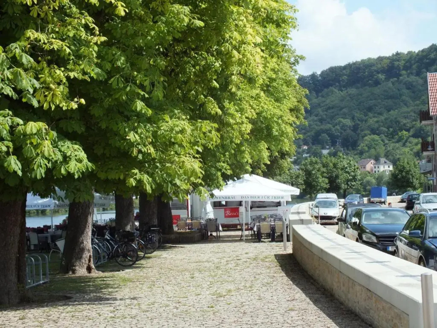 Rezas Bistro Restaurant Gästehaus