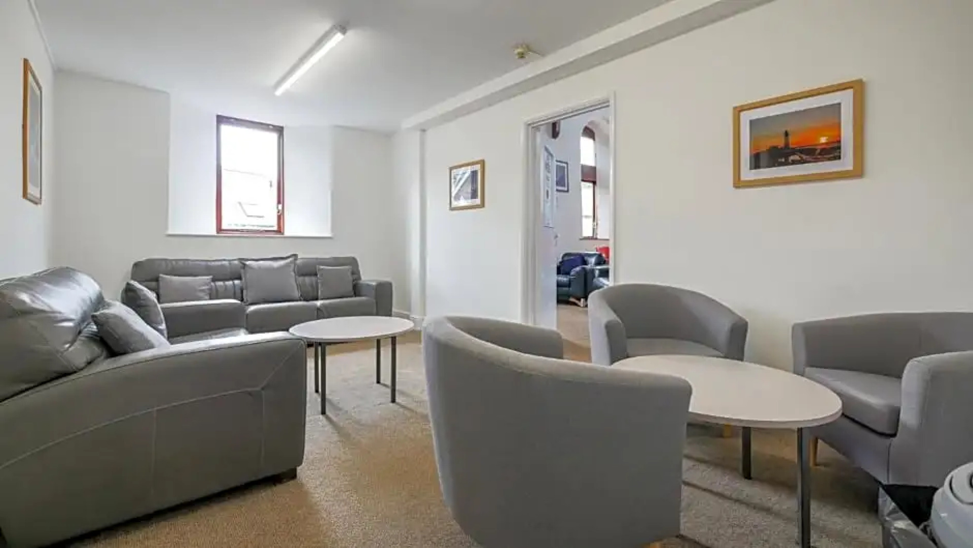 The Greenhead Hotel & Hostel