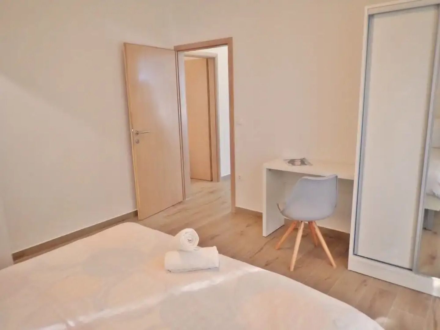 Apartments Danijel-in the Centre of Starigrad