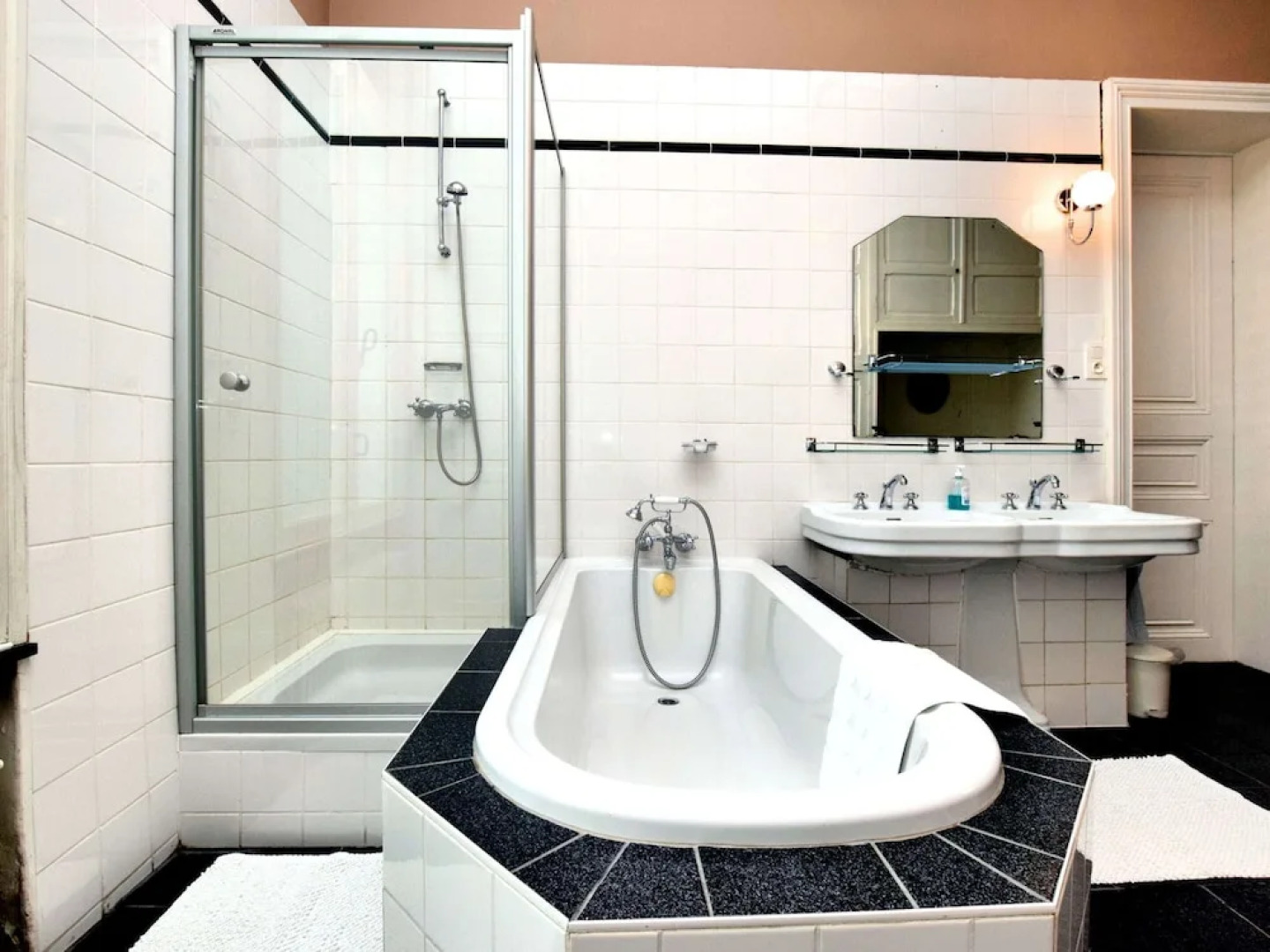 Spacious Pet-friendly Castle in Stavelot