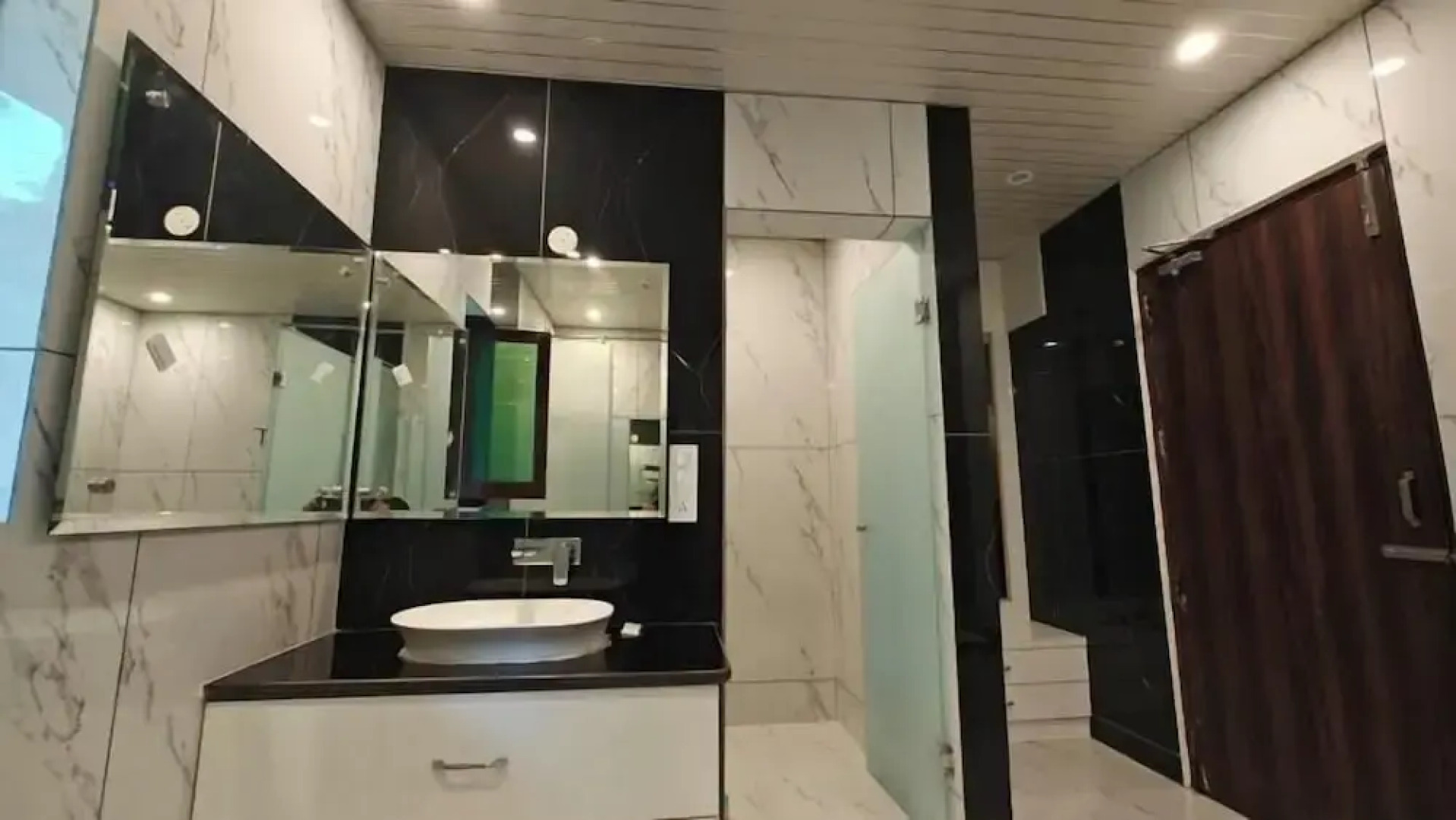 Pineland Chalets And Resort