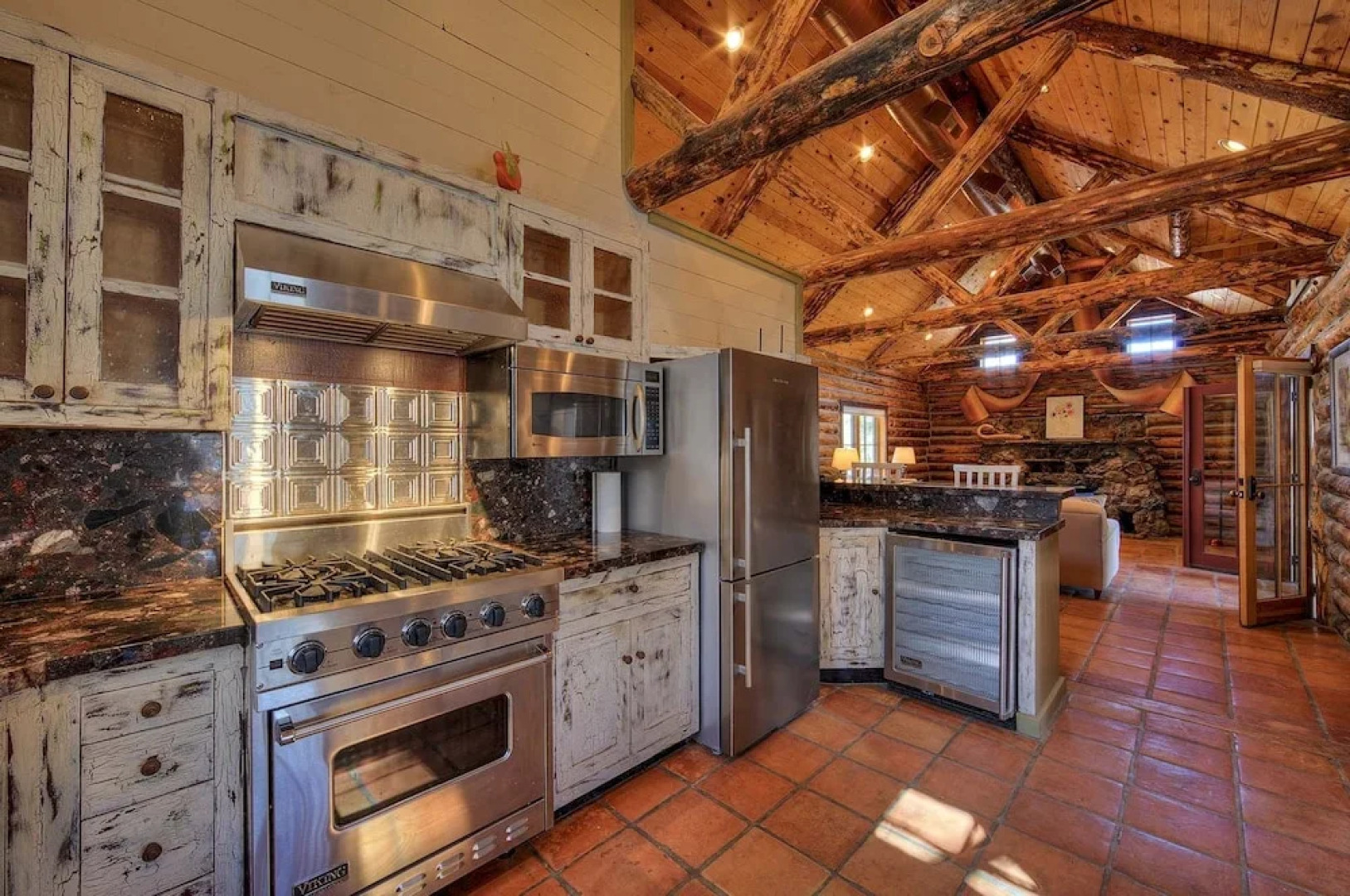 Luxe Log Cabin ~ 15 Mi to Downtown Moab!