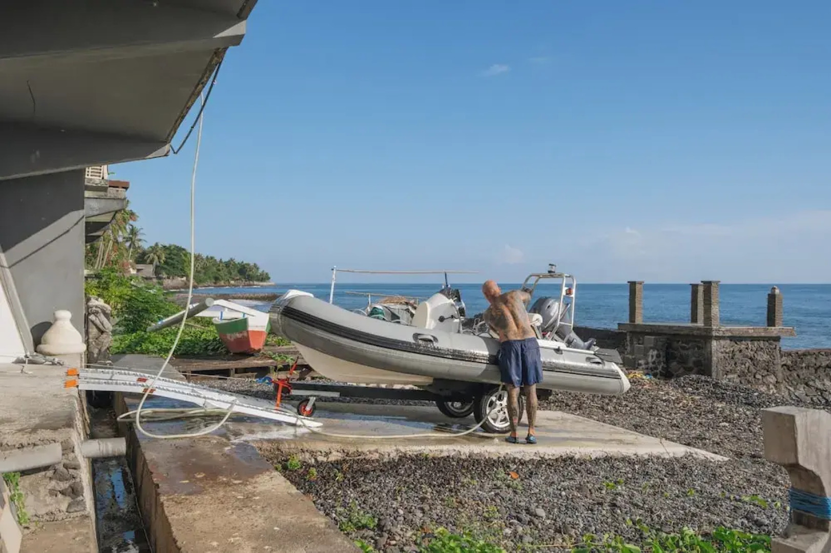 Blue Marlin 6-BR Villa Singaraja Bali