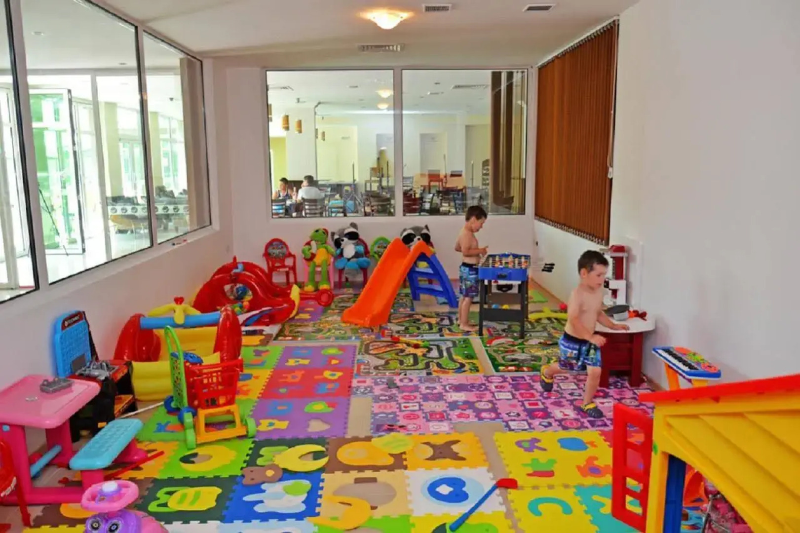 Сарафово Плаза Комплекс