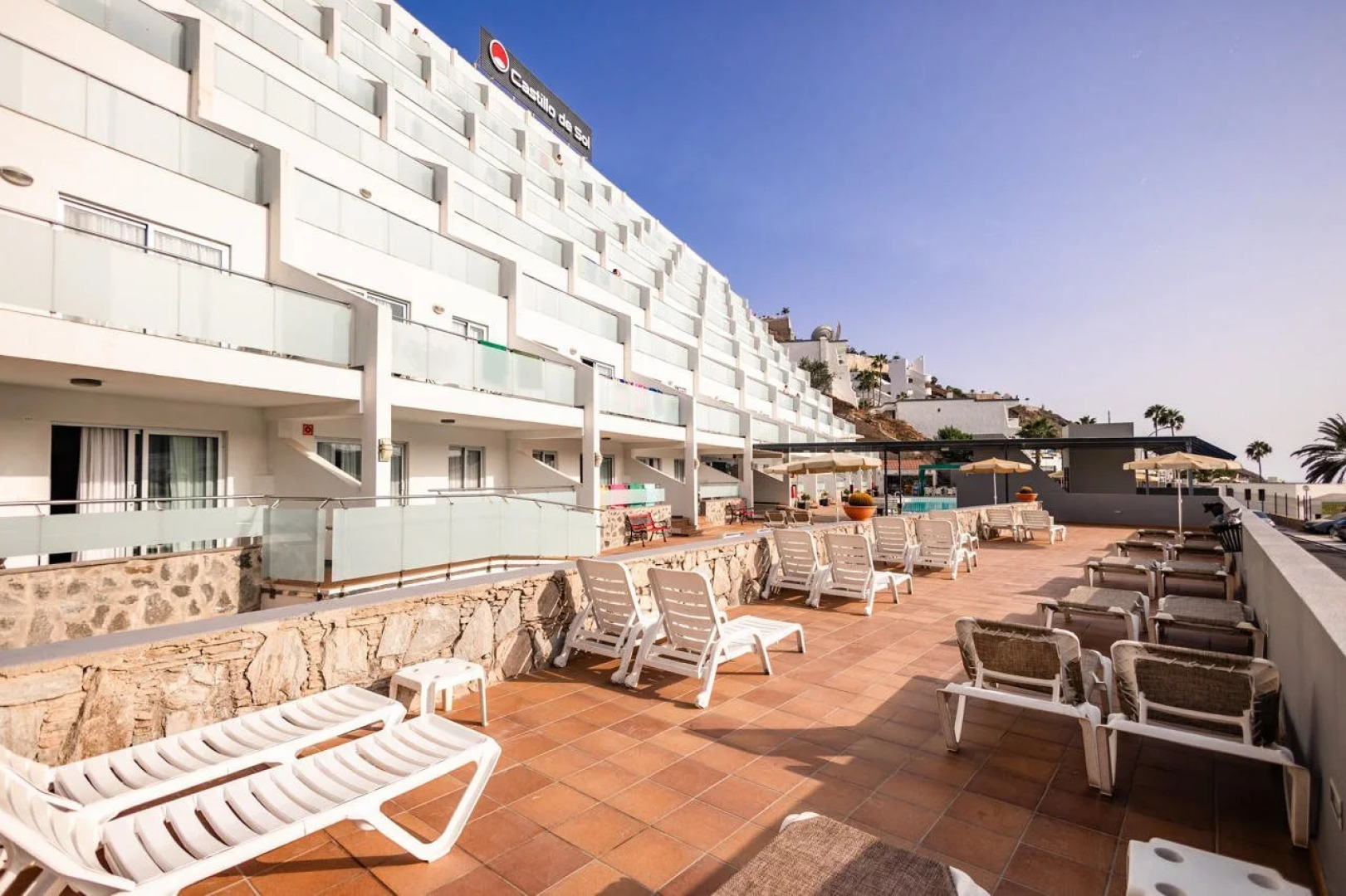 Apartamentos Castillo De Sol