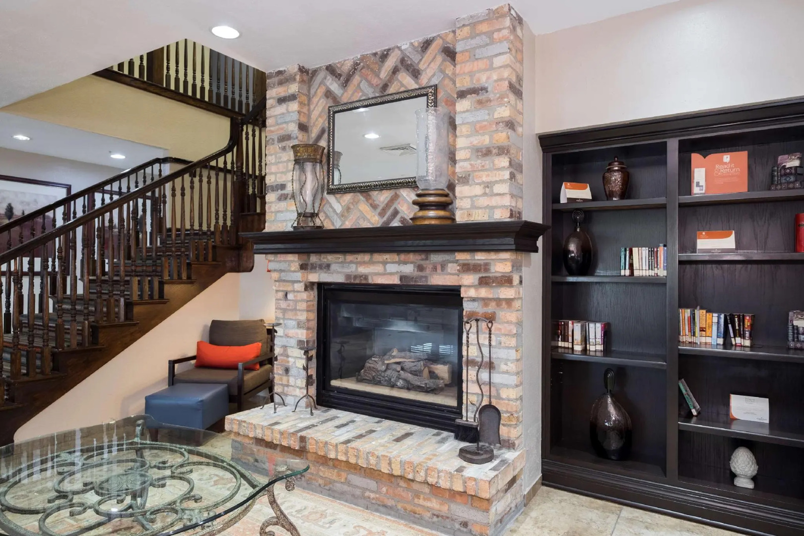 Holiday Inn Express & Suites Chicago Matteson by IHG