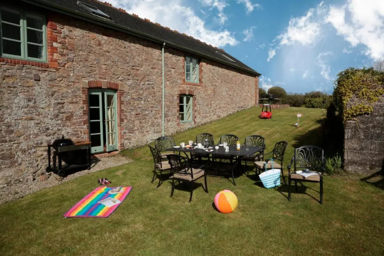Long Barn Holiday Cottages