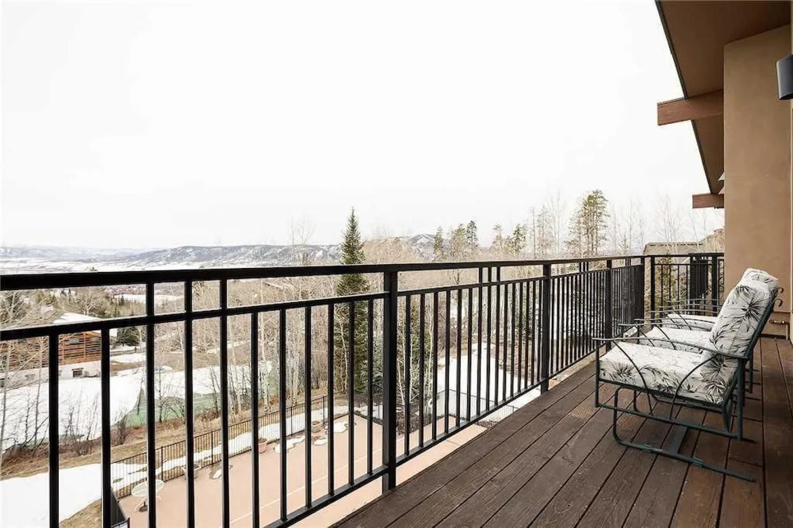 Scandinavian Lodge And Condominiums by Pioneer Ridge Mgmt