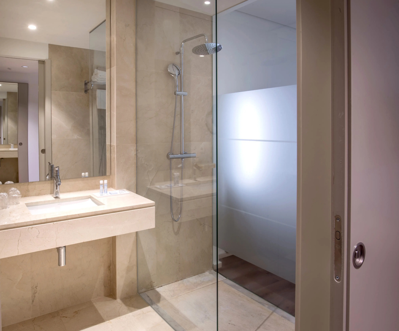 Oporto Airport & Business Hotel
