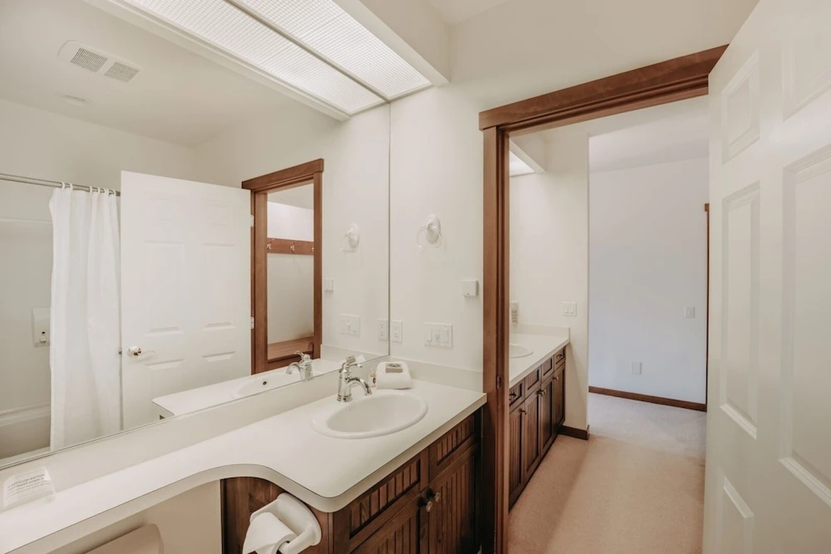 15mbh - Amazing Mountain Views - Hot Tub - Pets Ok 3 Bedroom Home by RedAwning