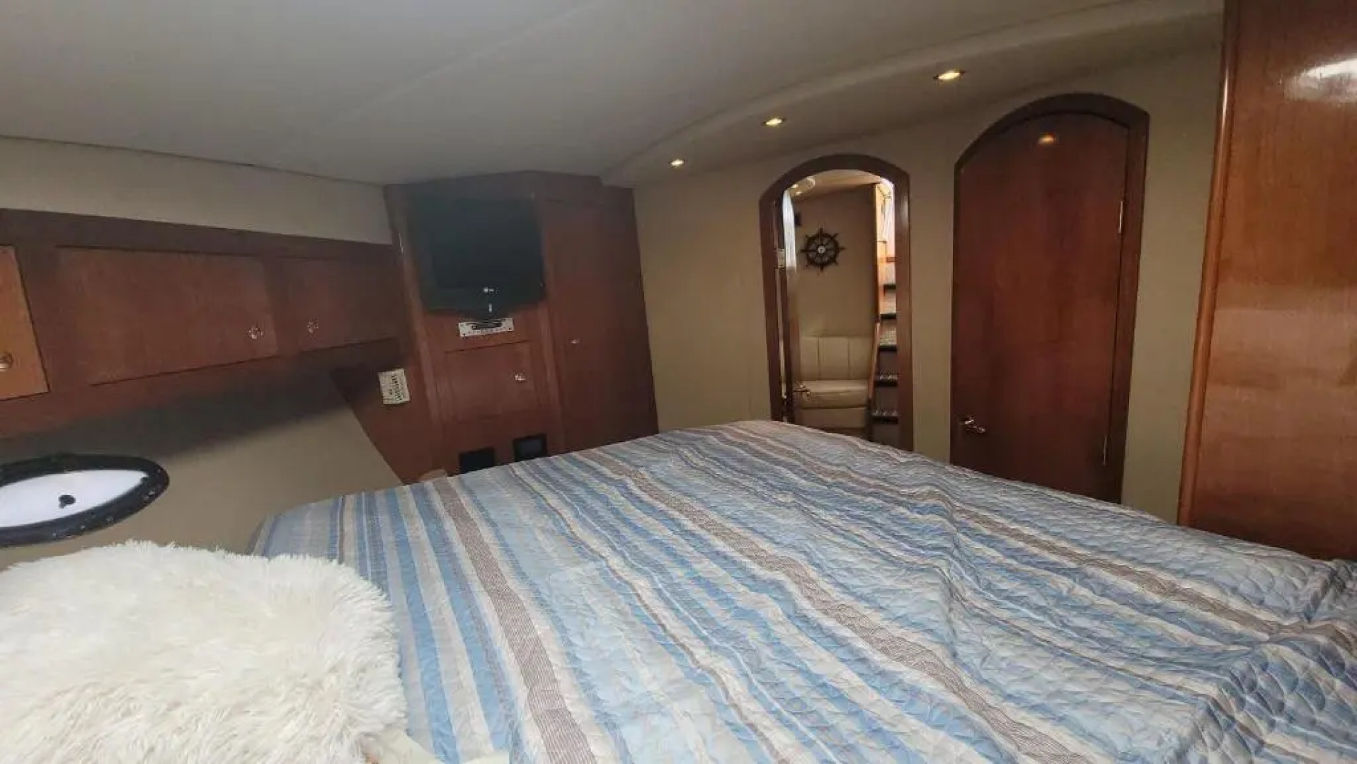 Yachta Yachta Yachta on the wata Island Paradise