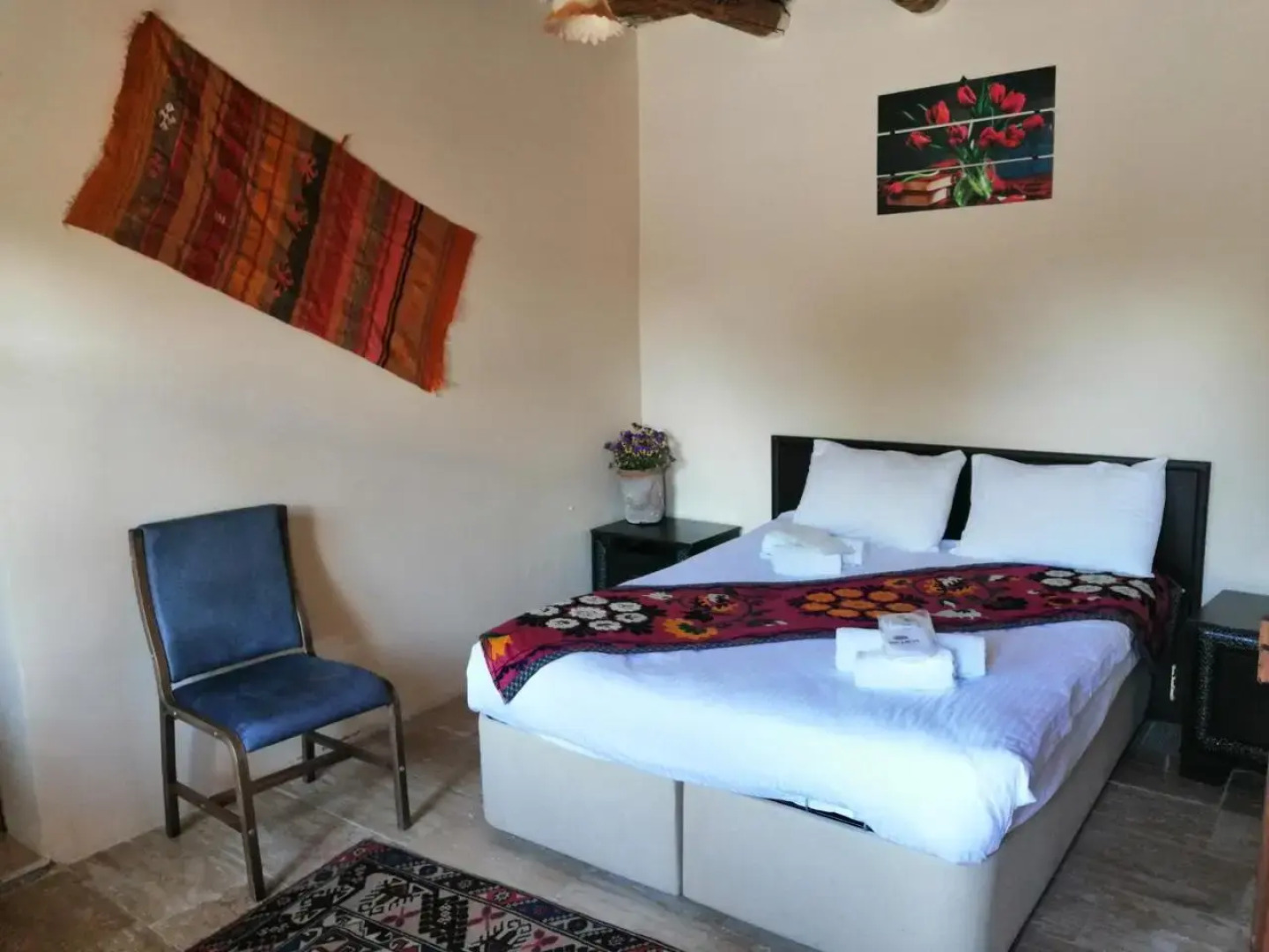 Seven Rock Cave Hotel