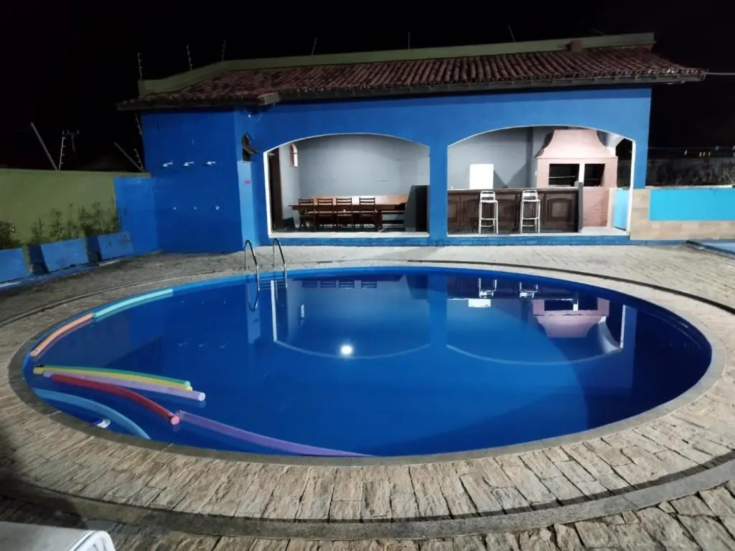 Casa com Piscina 50000 litros Área Gourmet 3 Suites no Destacado, Bairro mais Nobre de Salinas