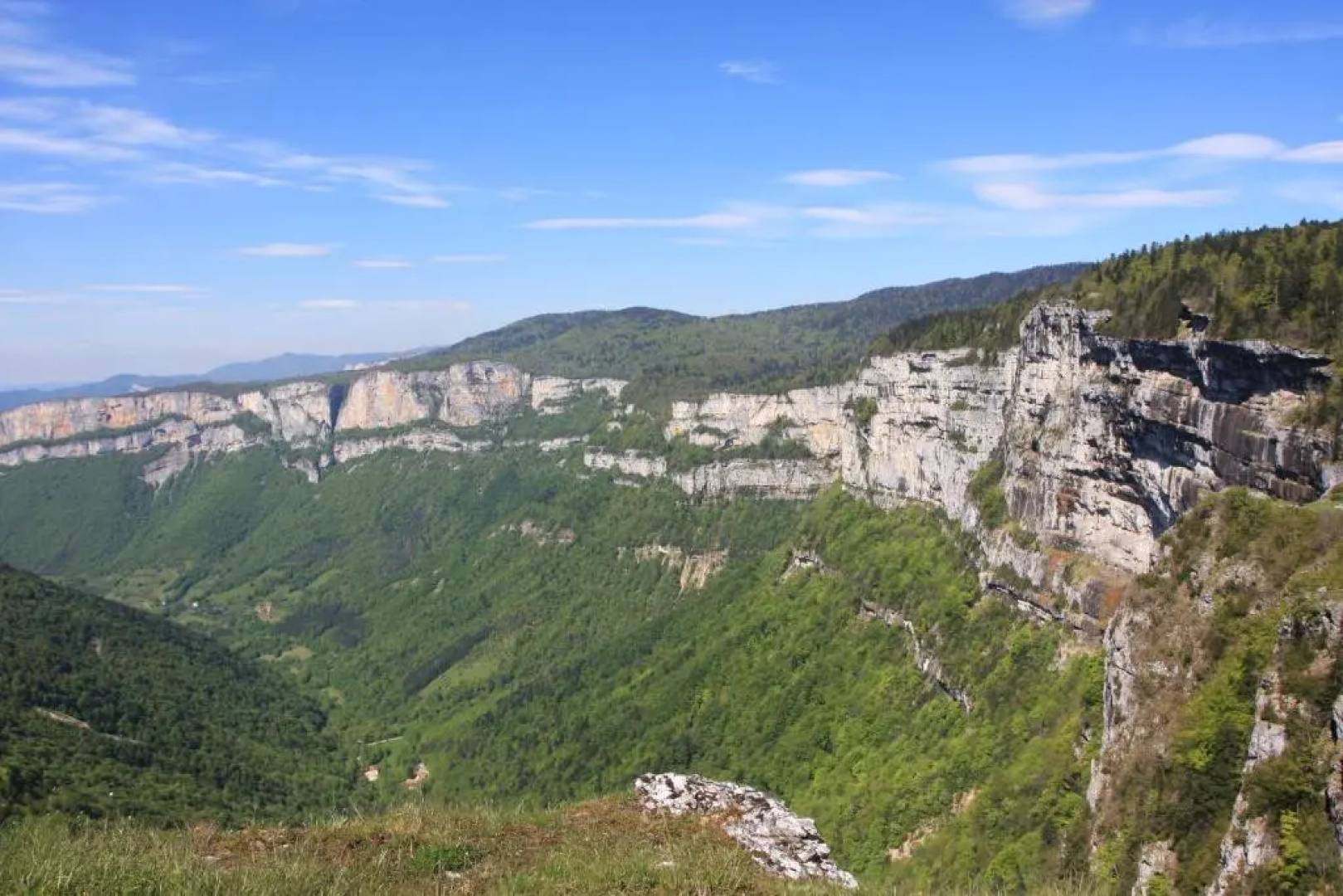 Roulottes au pied du Vercors