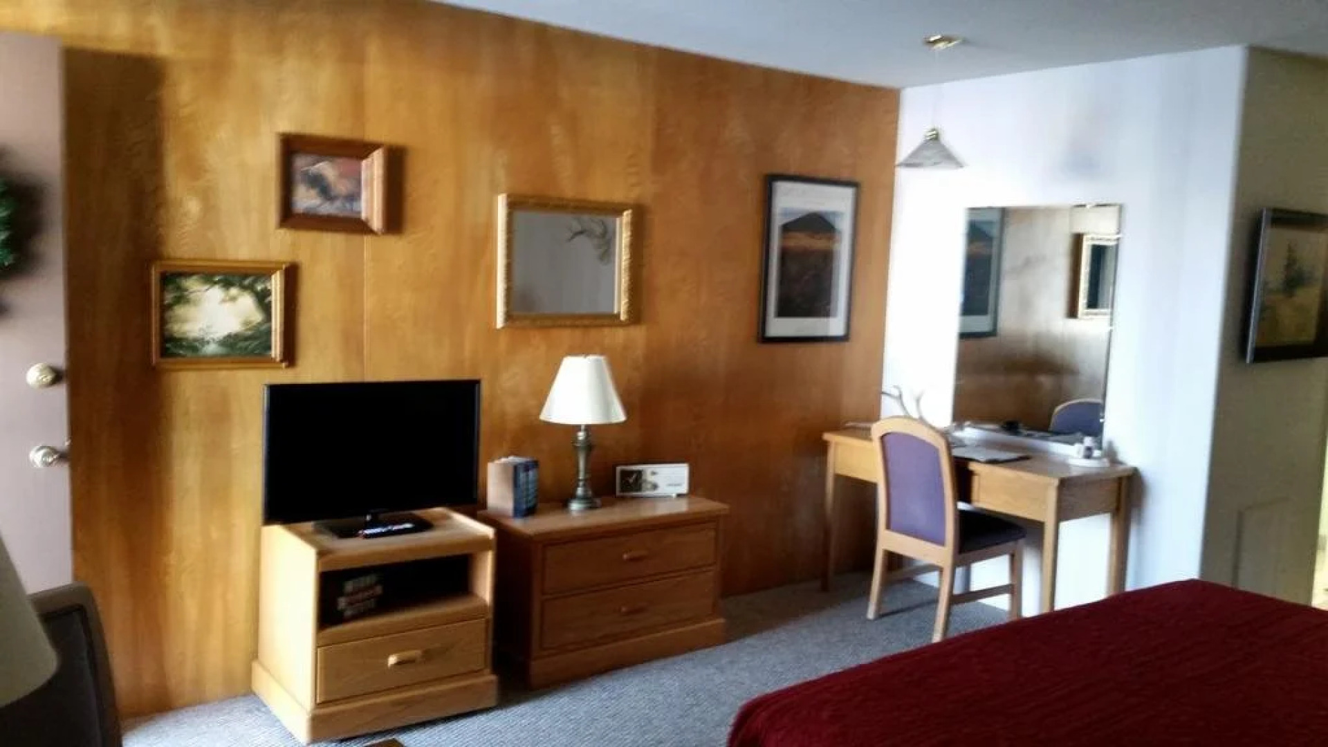 Raton Pass Motor Inn