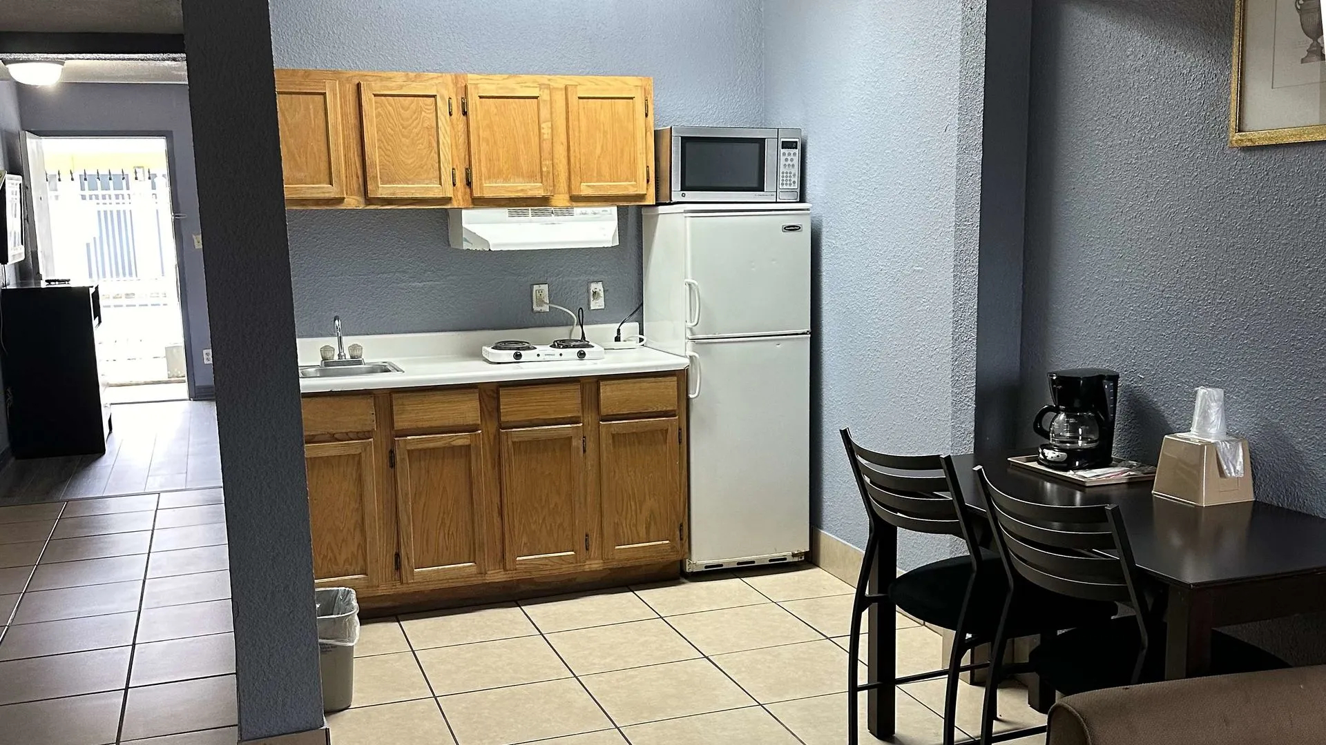 Americas Best Value Inn & Suites Groves Port Arthur