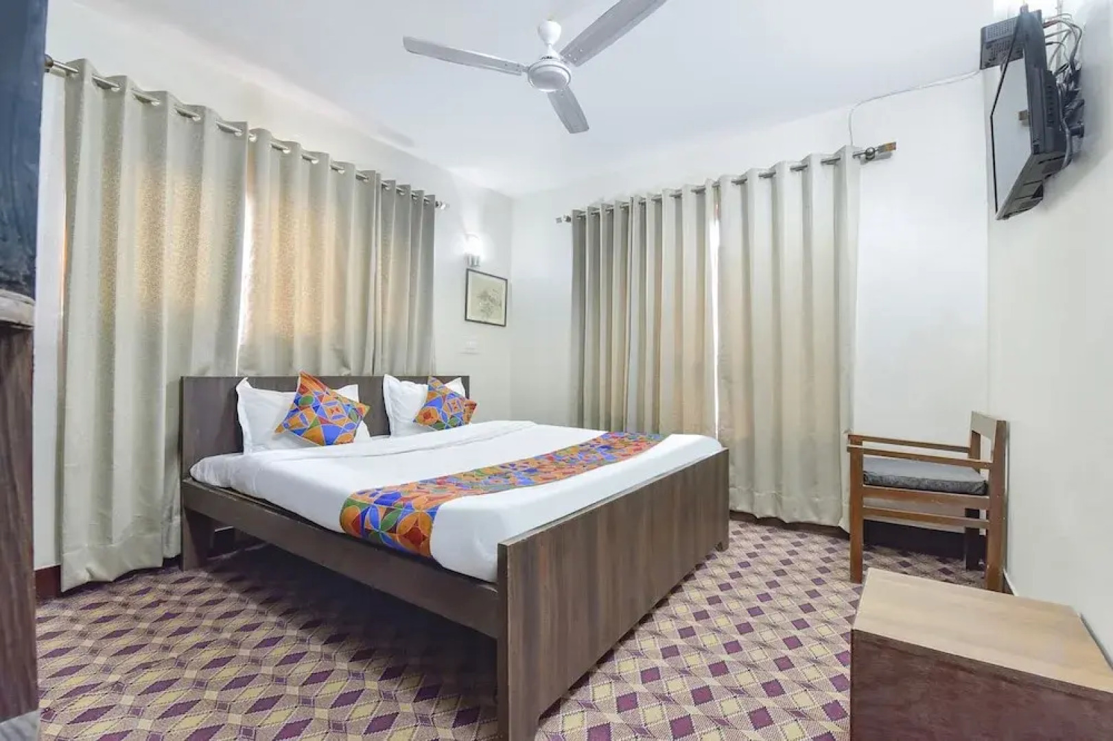 Hotel Legend Residency