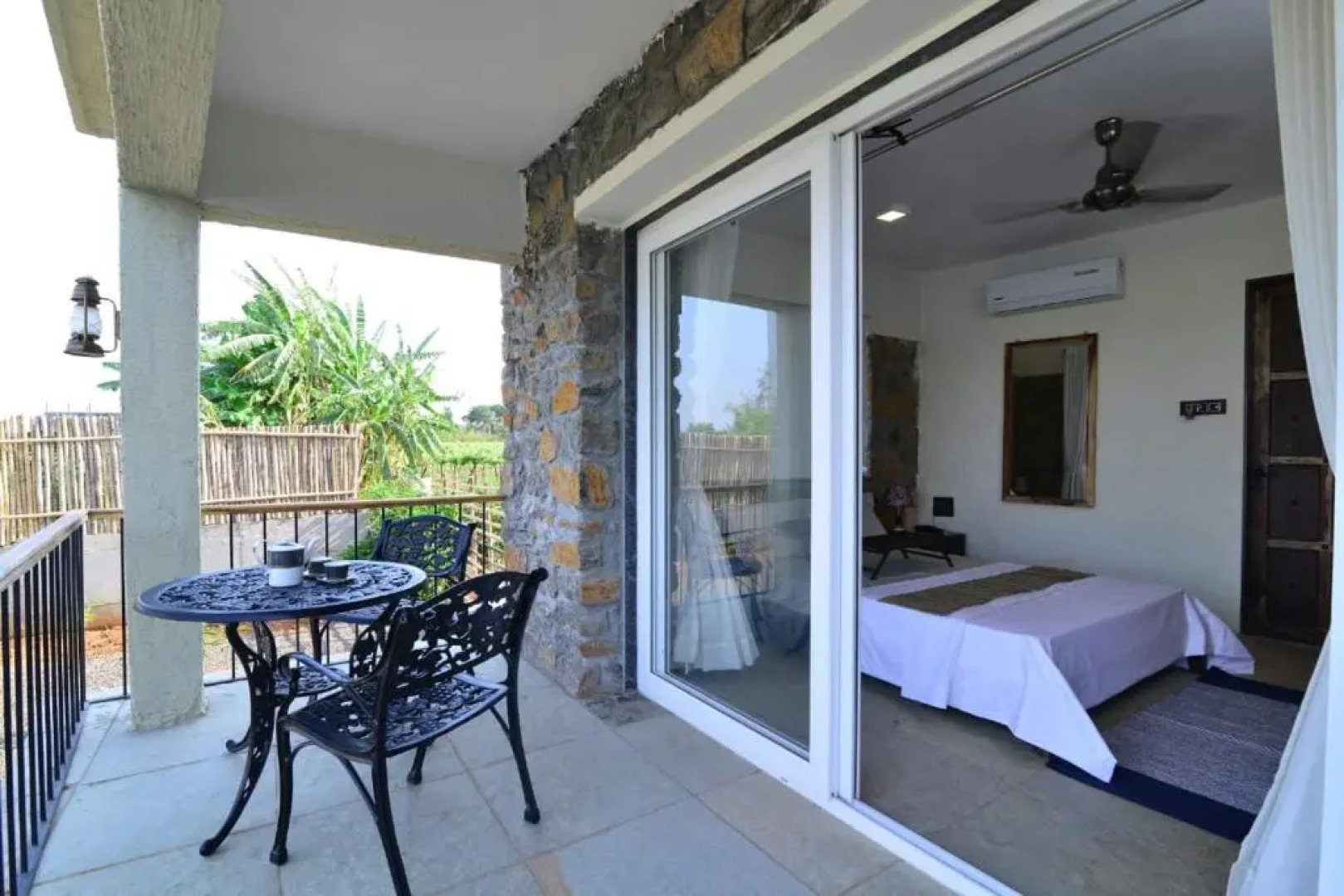 Castle Vintage VillageHouse 6BHK