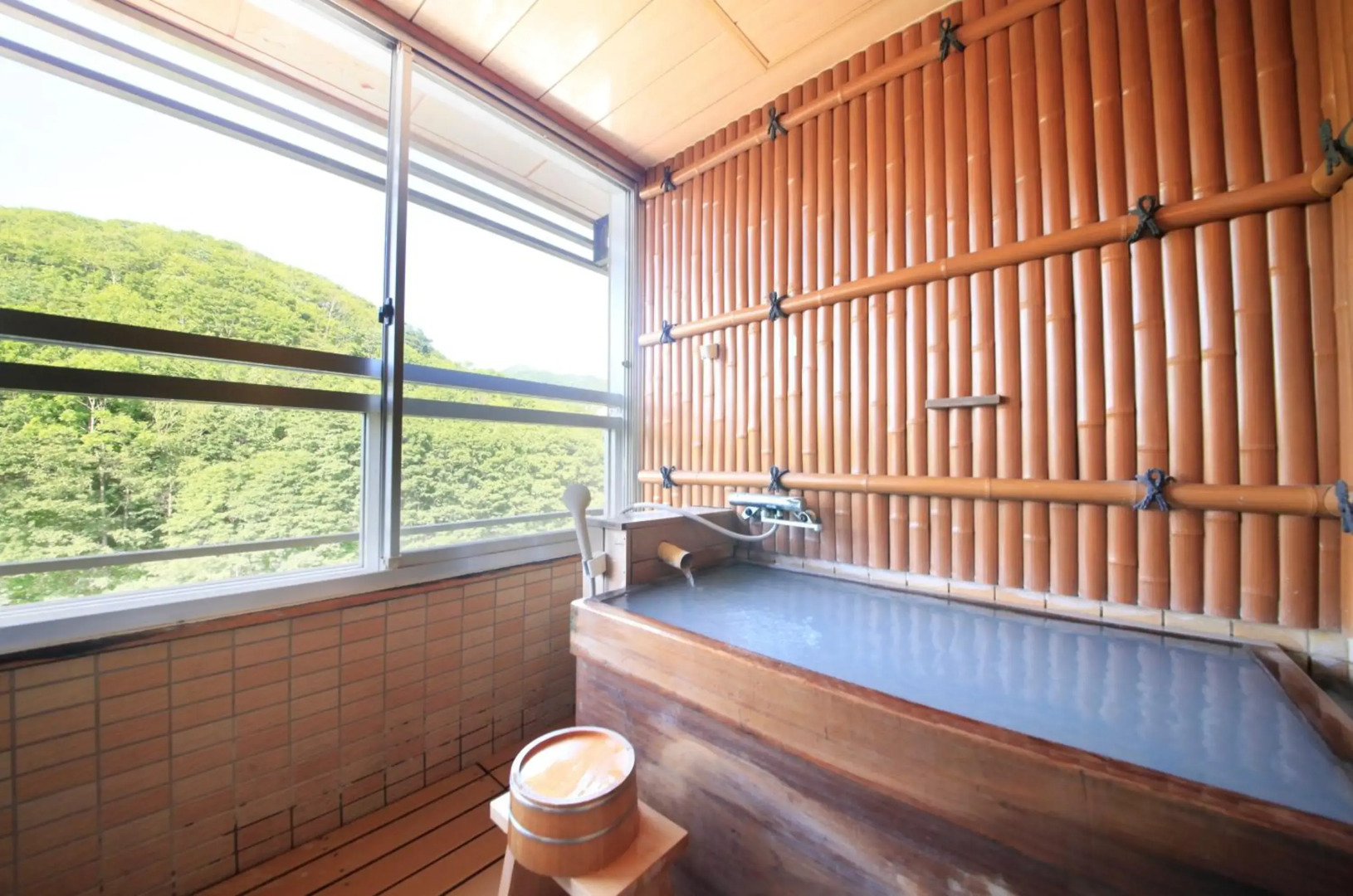 Ryotei Hanayura Ryokan