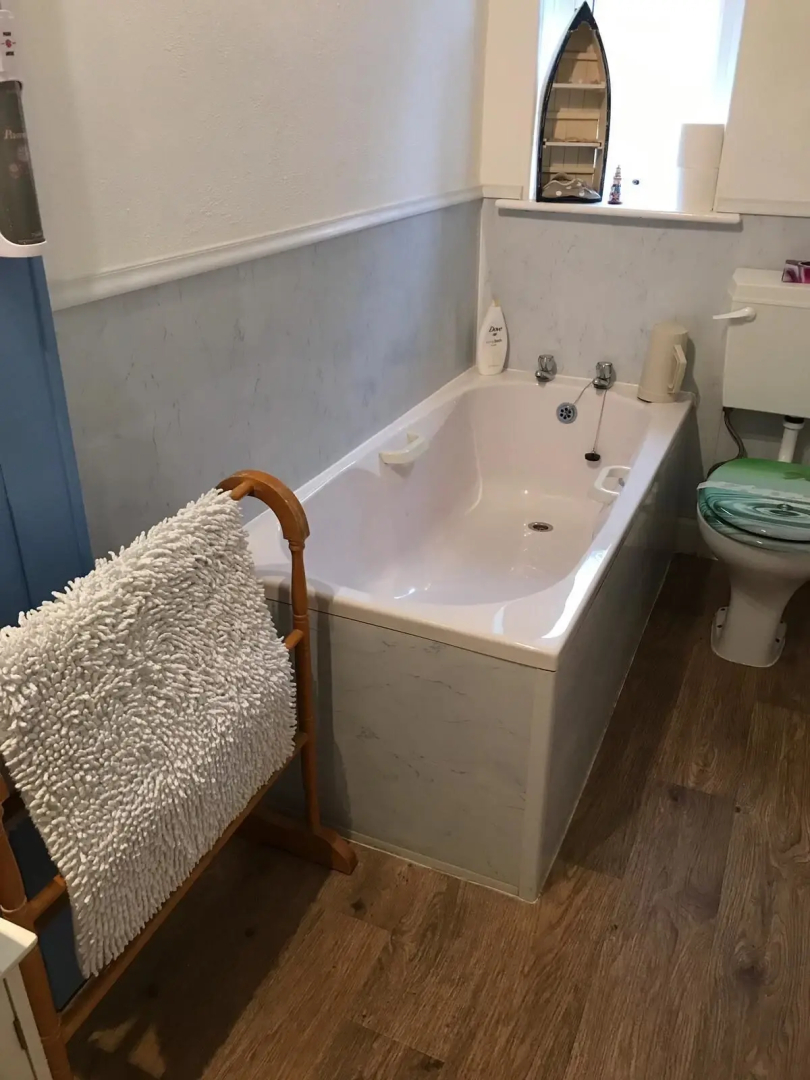 Lyndsay Guest House