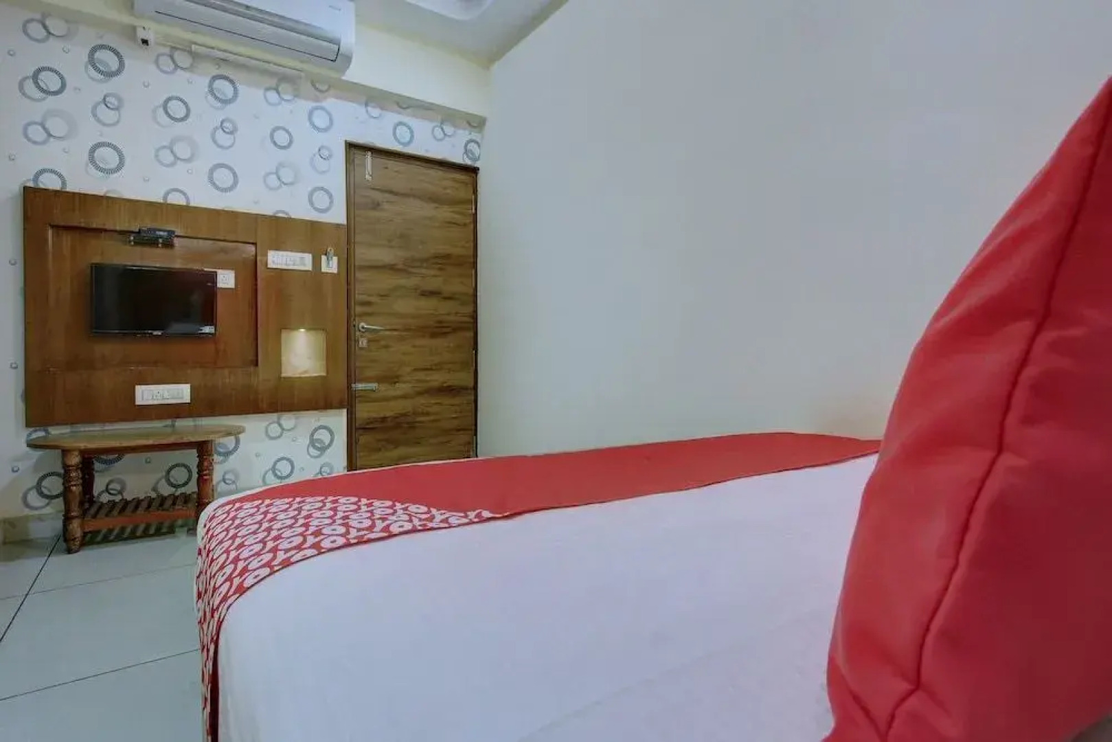 Sharan Residency by OYO Rooms