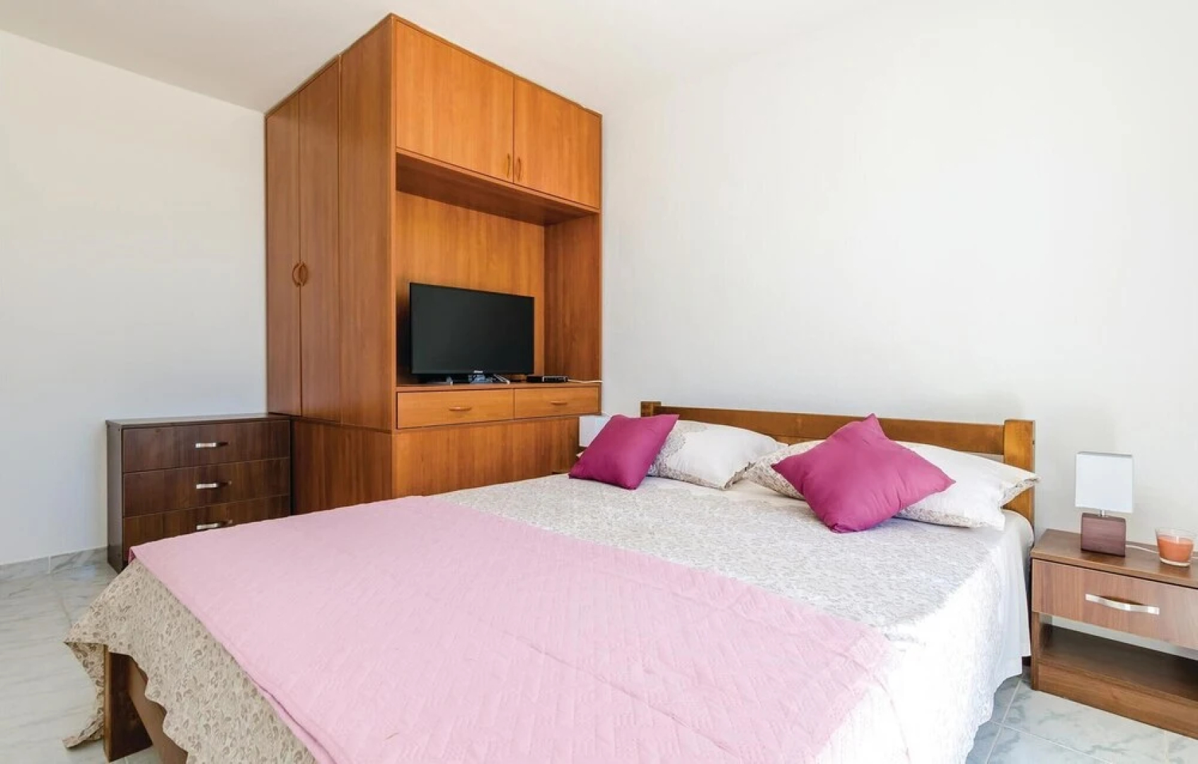 Stunning Home in Slano With Wifi, 2 Bedrooms and Outdoor Swimming Pool