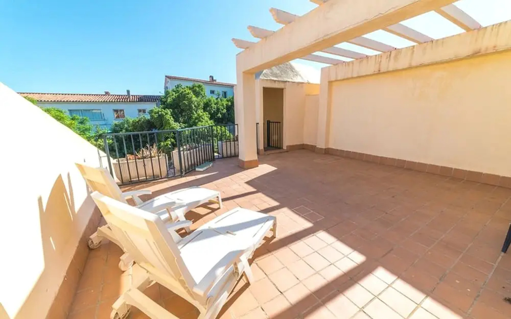 Jardines de Torreblanca | 7  Pax | Torreblanca | 2562-KAW