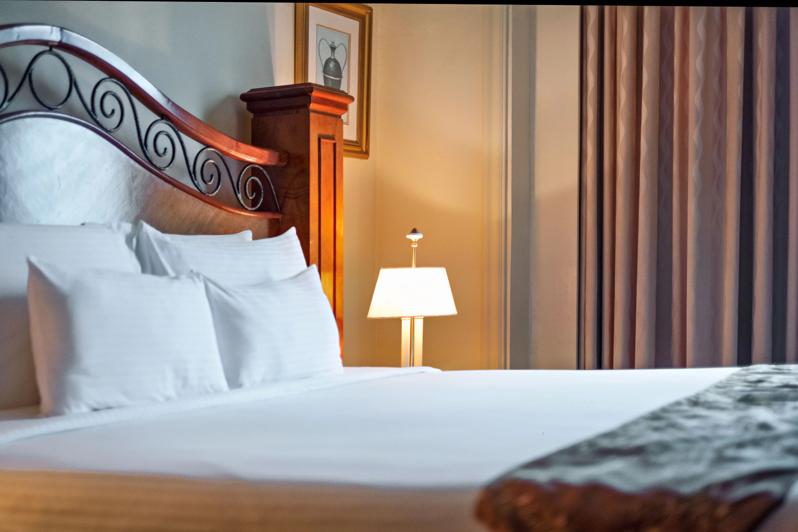 Waterfront Cebu City Hotel & Casino