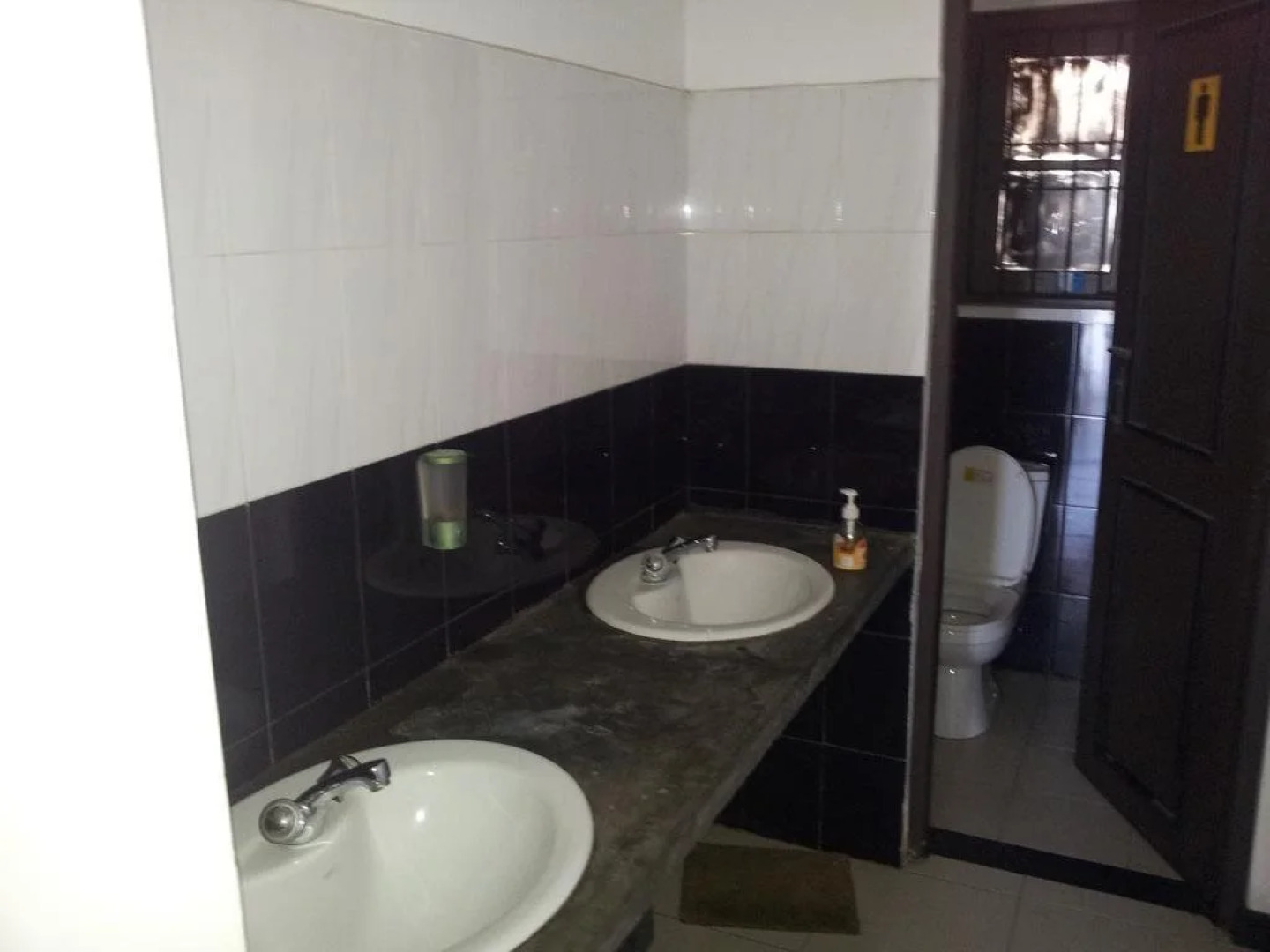 Dream Guest House and Restaurant