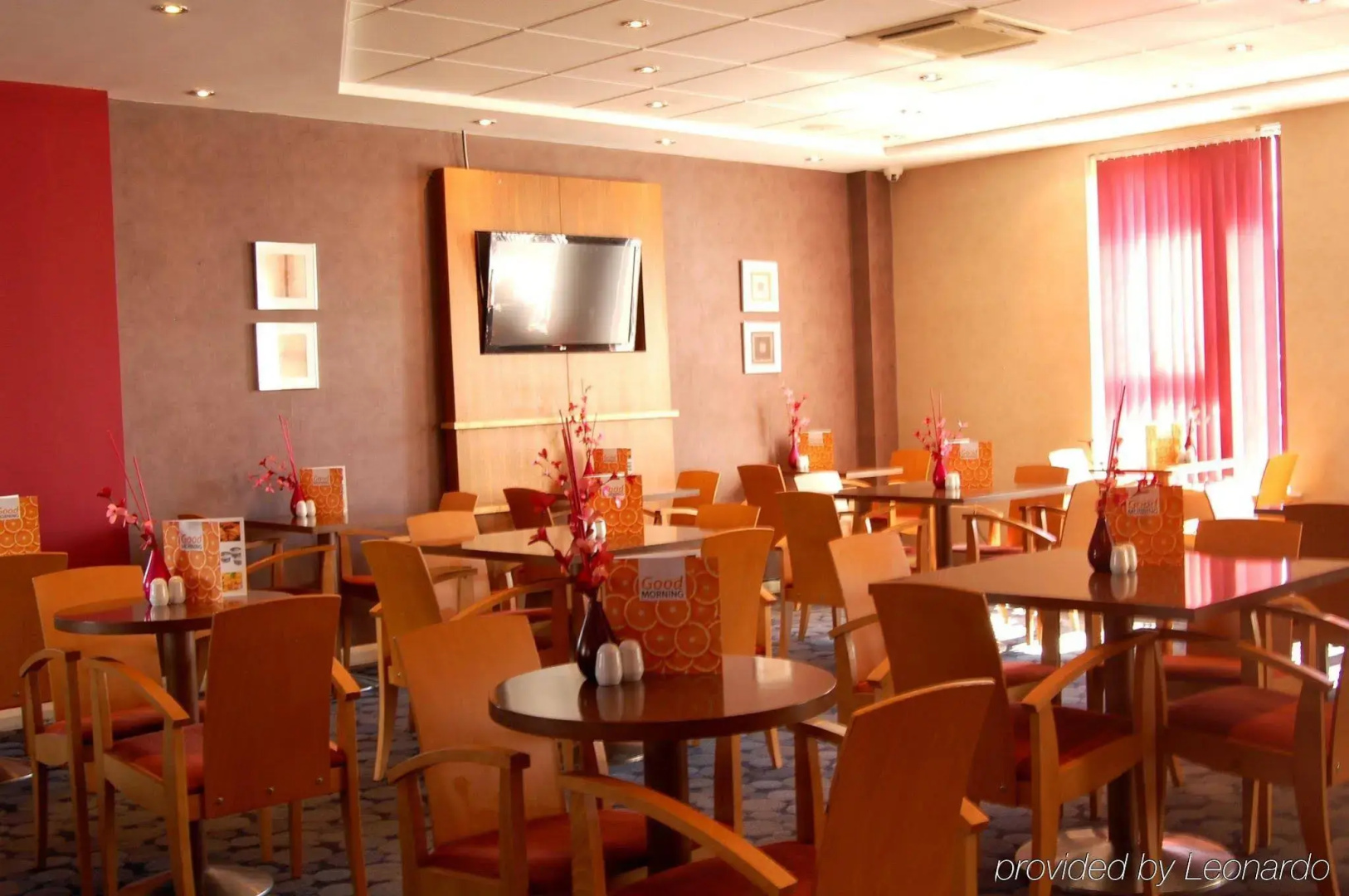 Holiday Inn Express Swindon City Centre by IHG