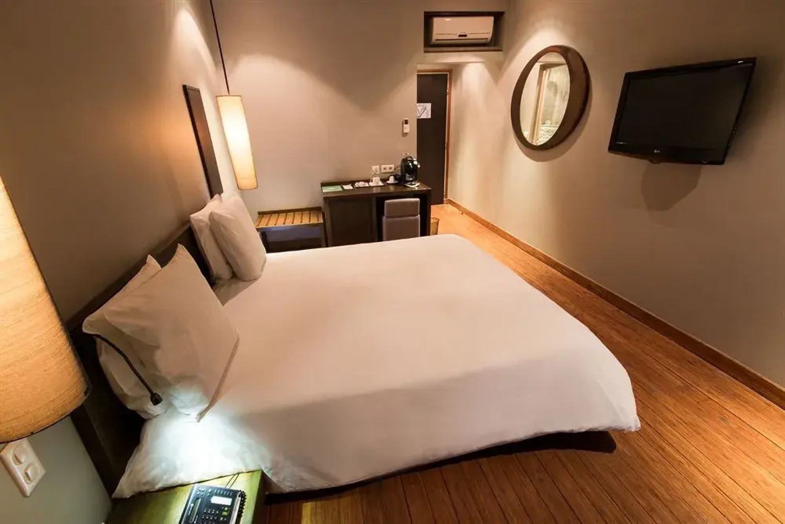 Le Louvre Hotel & Spa