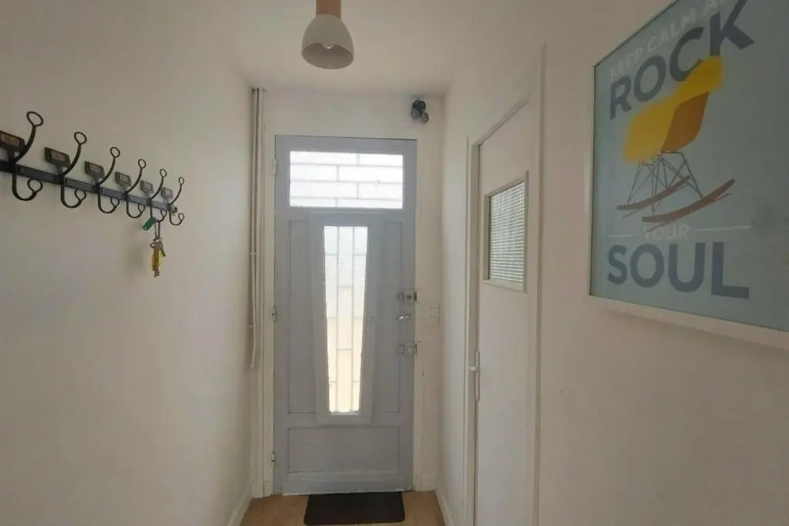 House 90 M With Pool And Garden