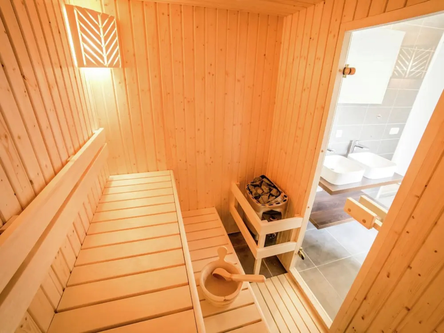 Villa With Bubble Bath, 4km From Maastricht