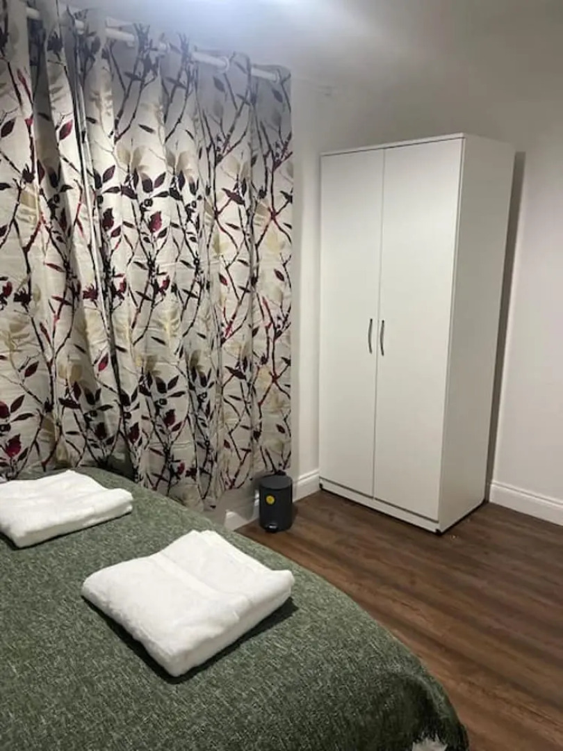 Tms 3bdr Tilbury - Free Parking