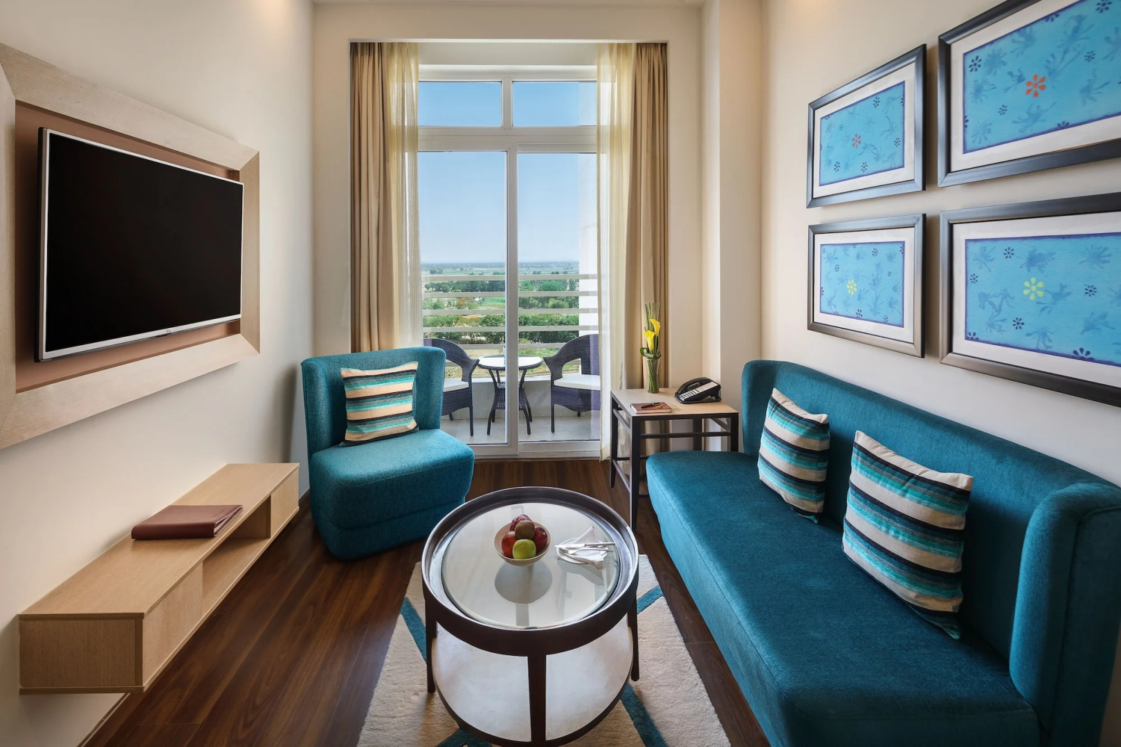 Sandal Suites Op. by Lemon Tree Hotels