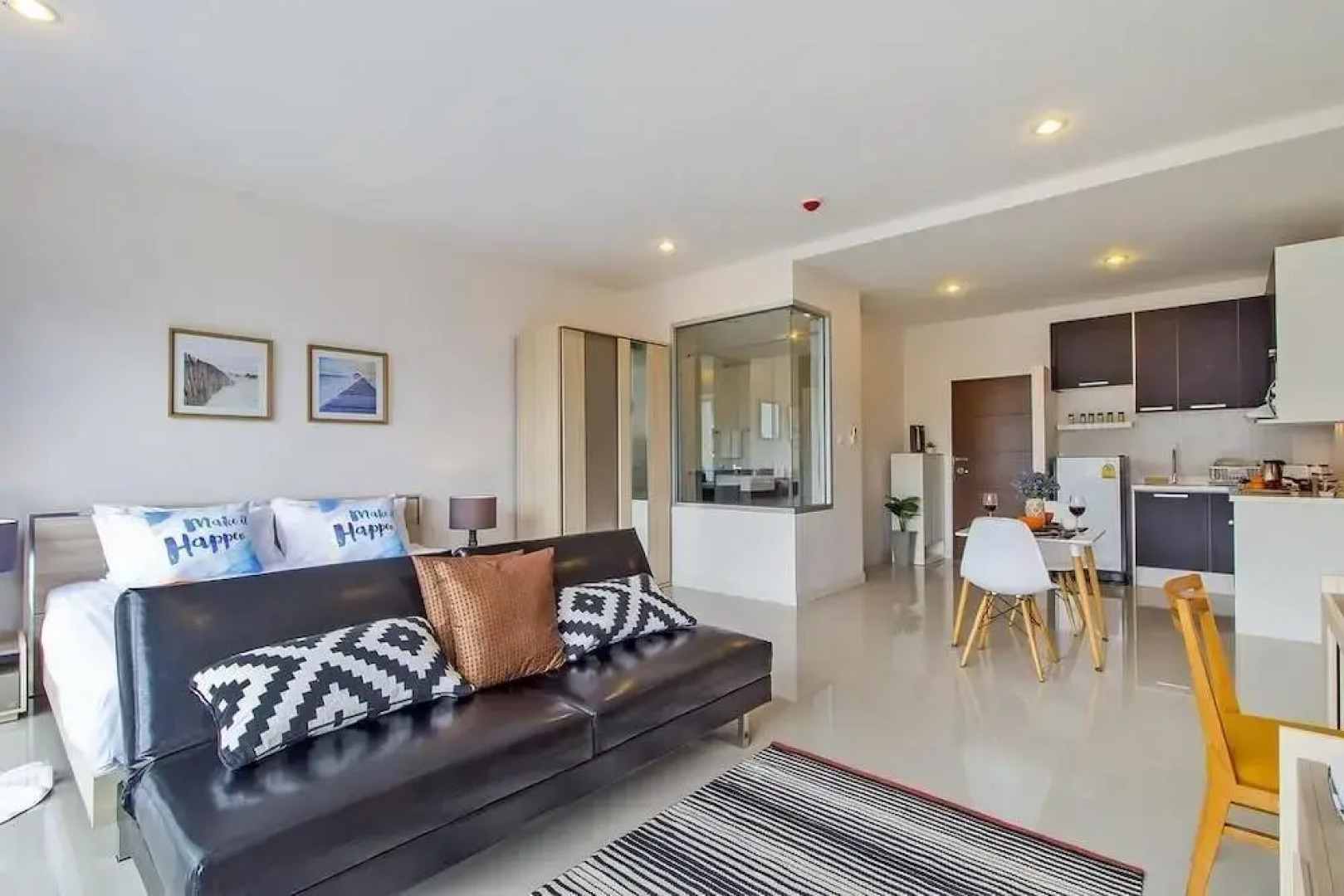 Chic Condo Karon by RESAVA