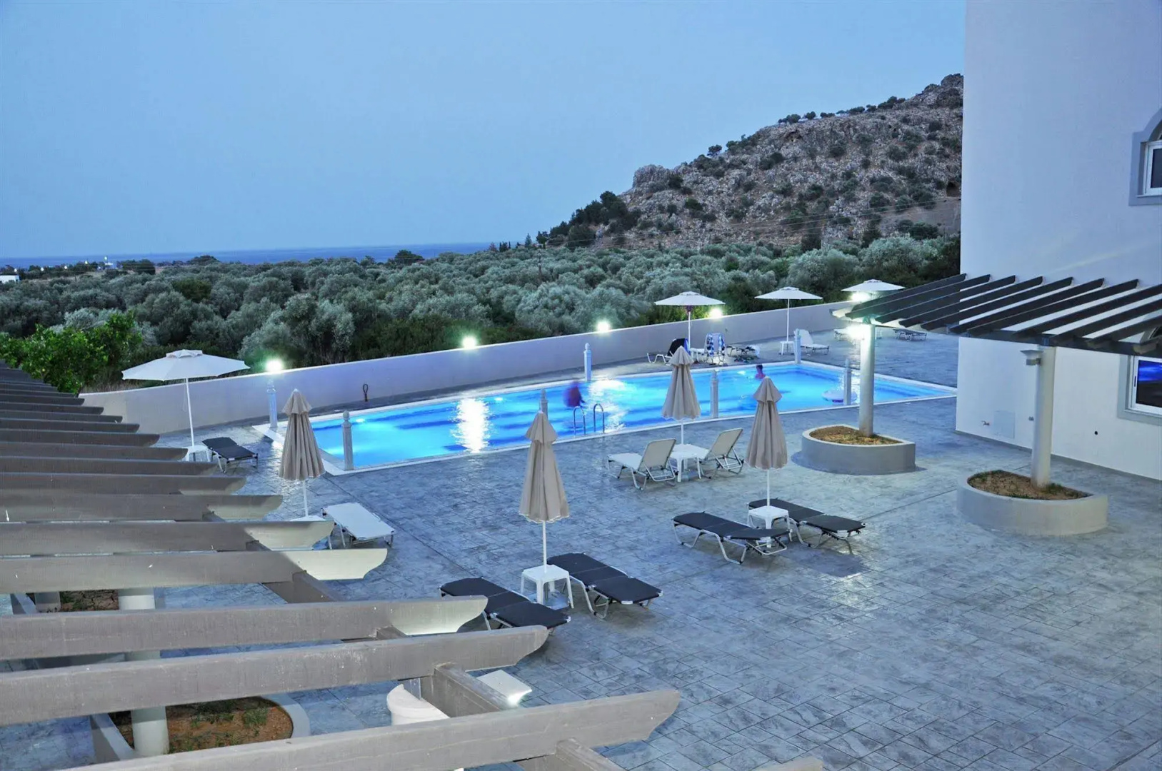 Daniel Luxury Apartments