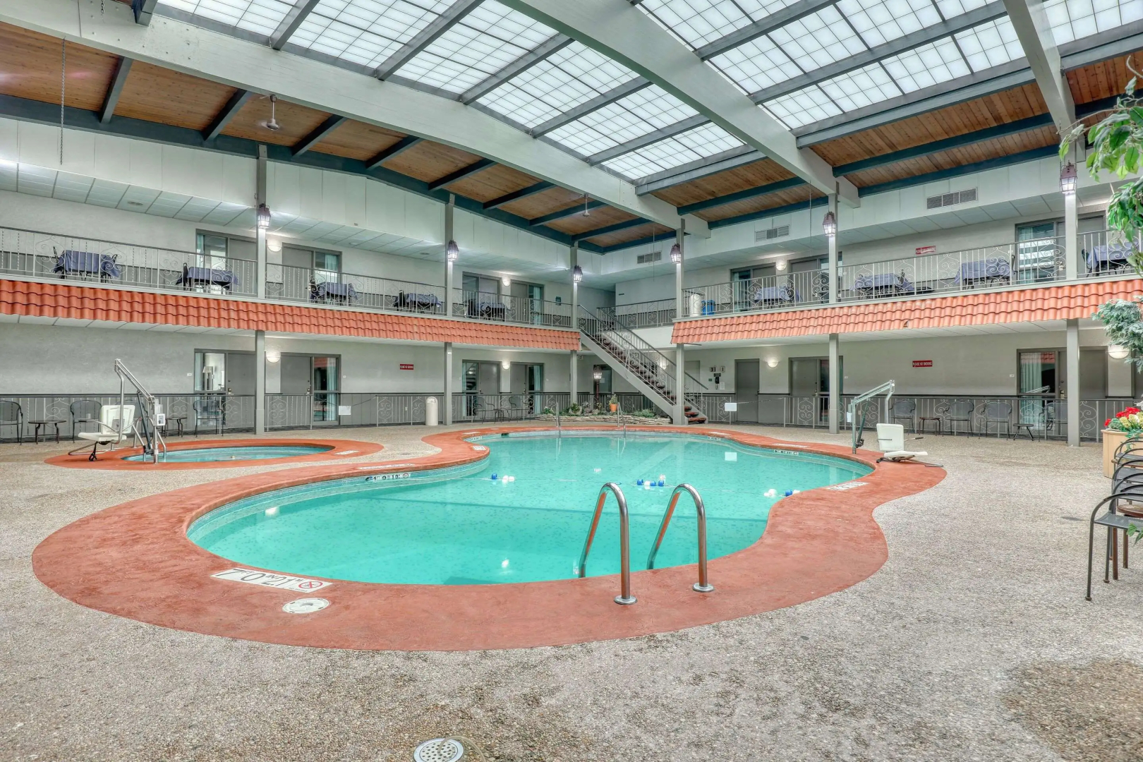 Quality Inn & Suites Green Bay Downtown