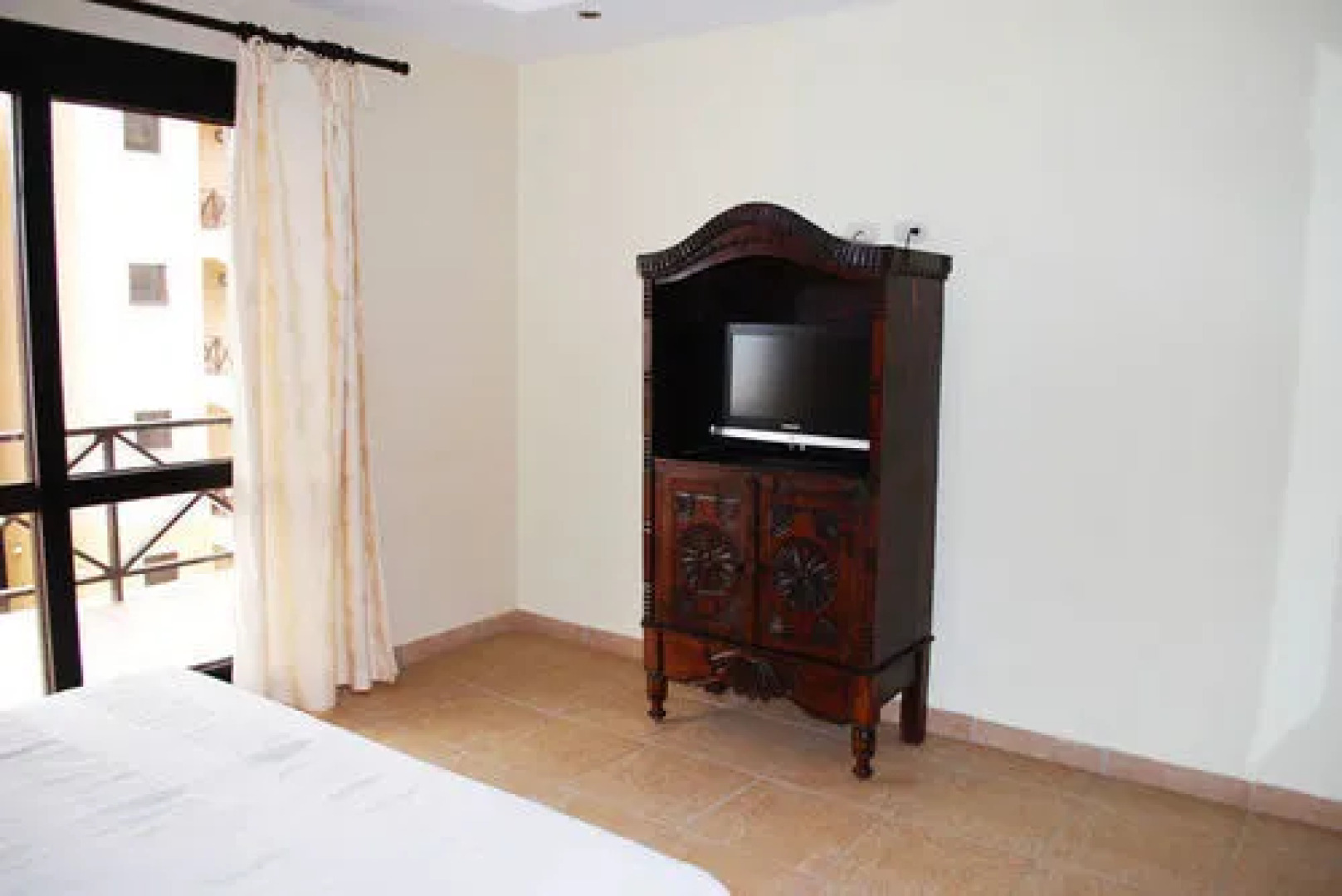 5th Flr Ocean View Penthouse with 2 Level Balcony