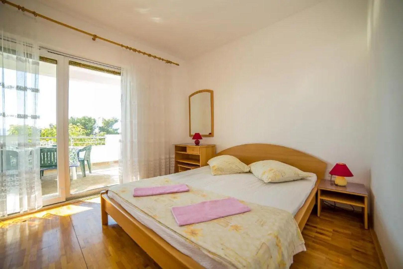 Apartments Emil Zora