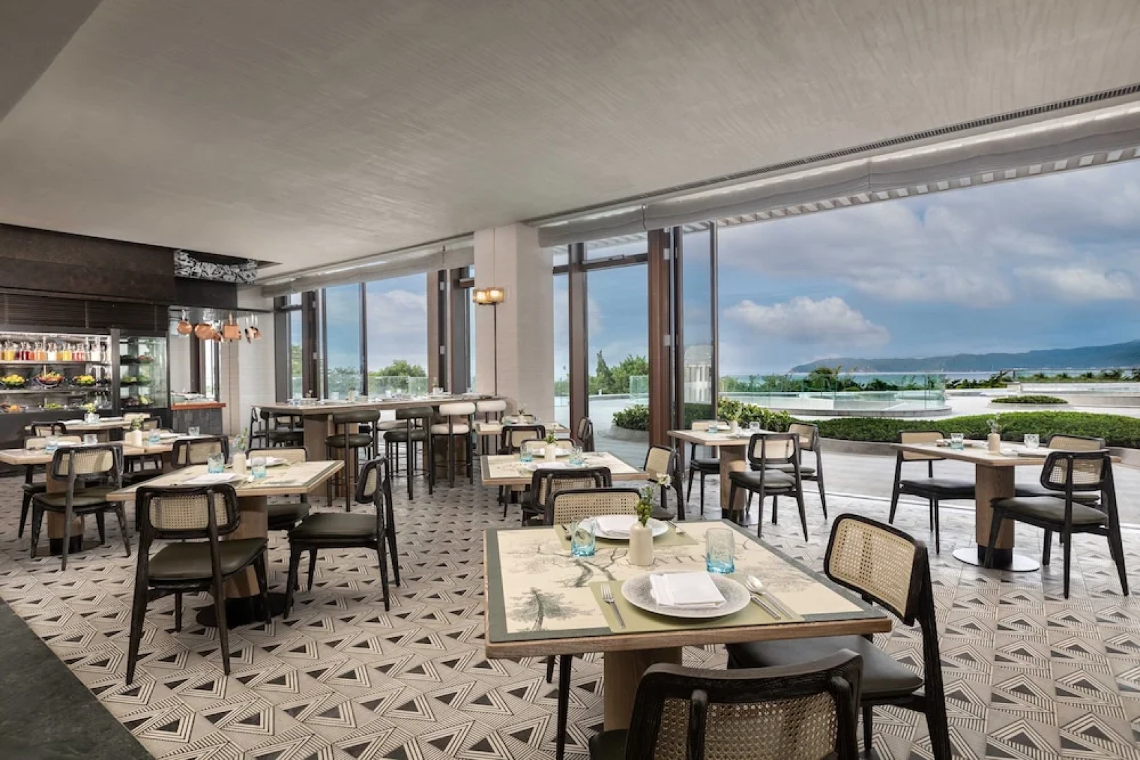 HUALUXE Sanya Yalong Bay Resort by IHG