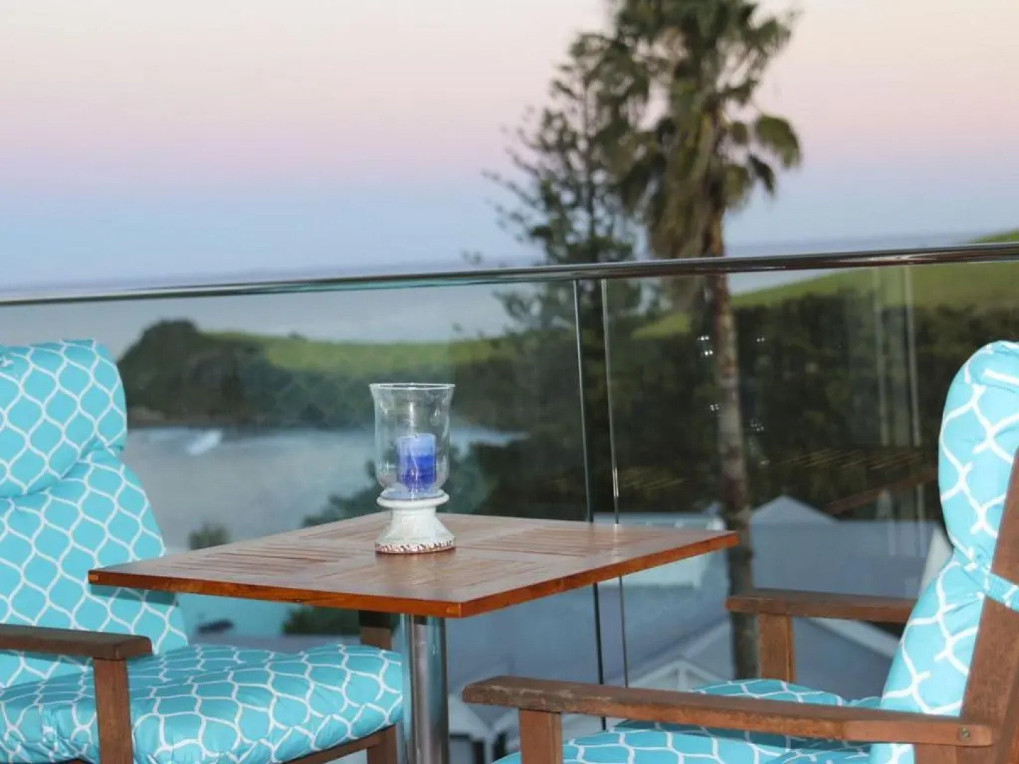 WHALE WATCH FOR FOUR Gerringong 4pm check out Sundays