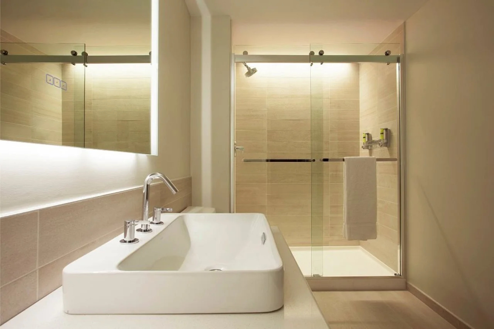 Hawthorn Suites by Wyndham Lowell