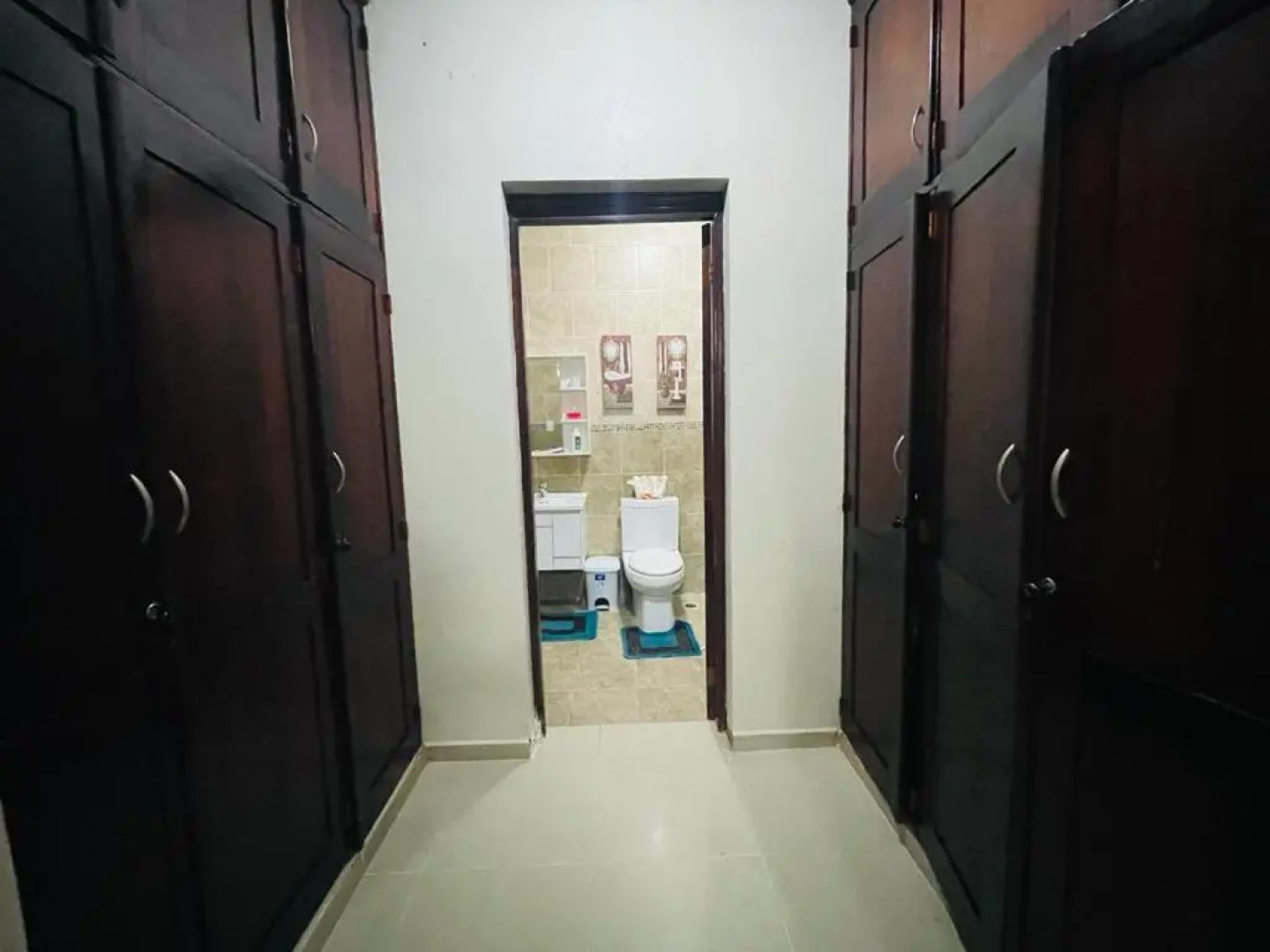 Condo 3 Bd Apt, Internet,2 Parqueo,lavadora,ac