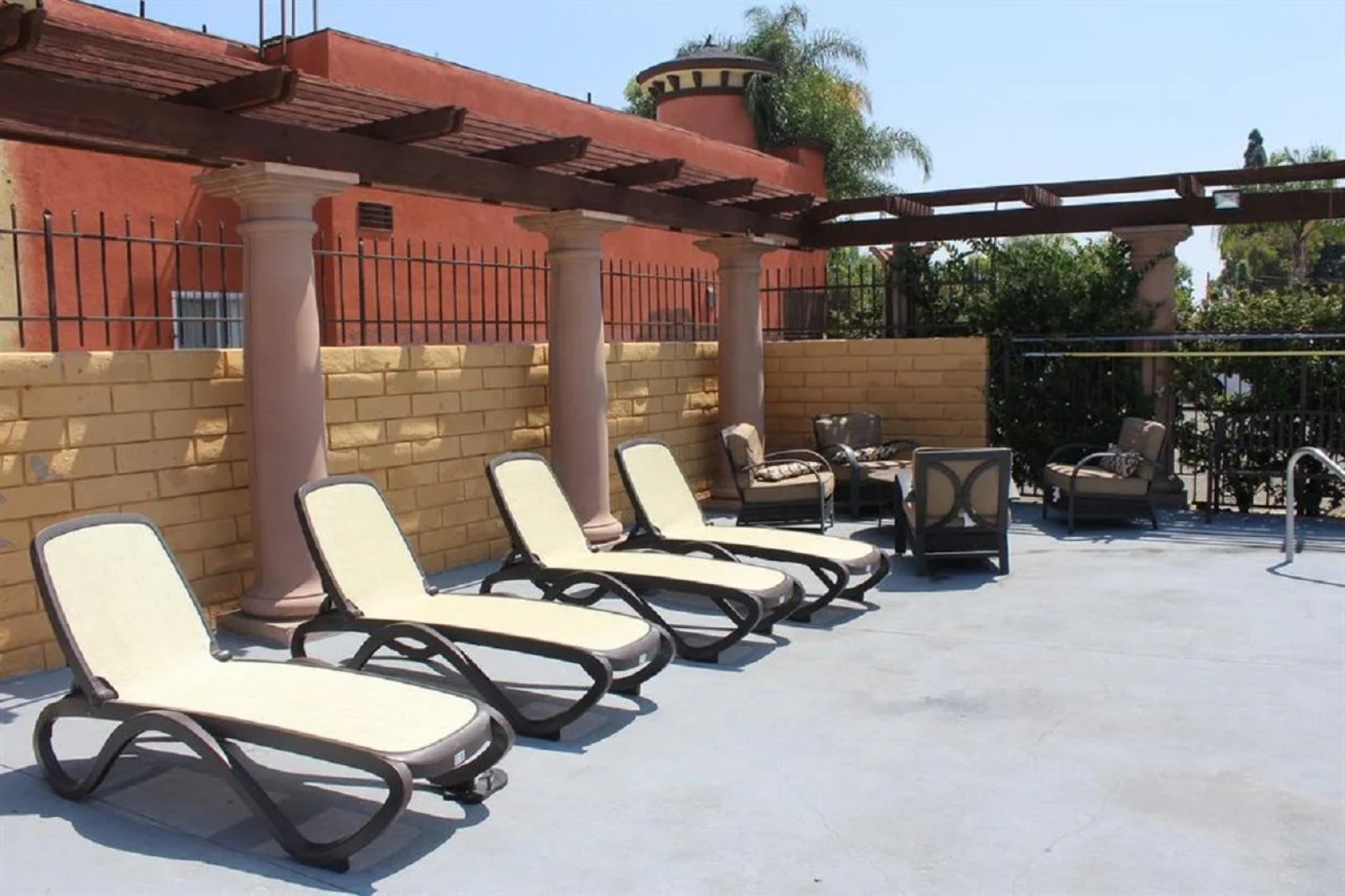 Stanford Inn & Suites Anaheim